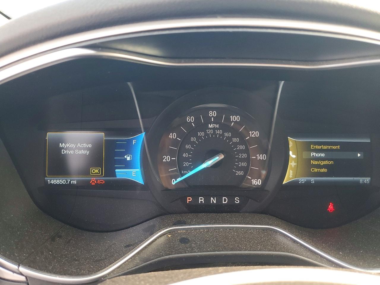 2014 Ford Fusion Se Черный vin: 3FA6P0HD8ER342130