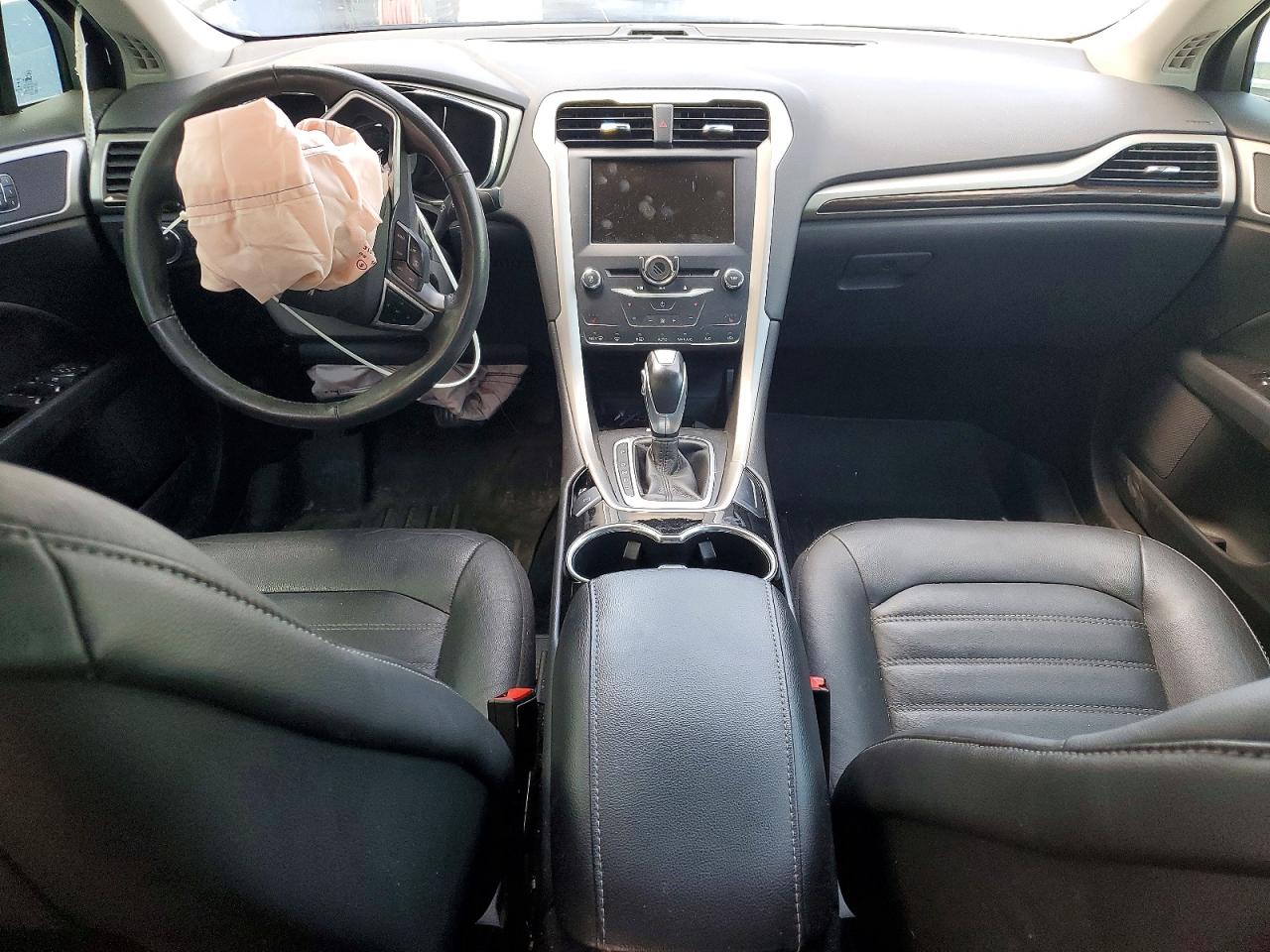 2014 Ford Fusion Se Черный vin: 3FA6P0HD8ER365973