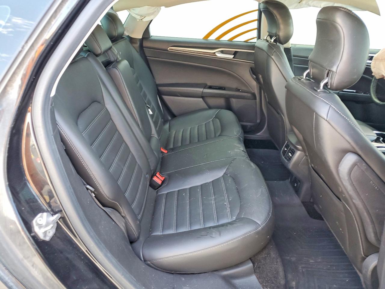 2014 Ford Fusion Se Черный vin: 3FA6P0HD8ER365973