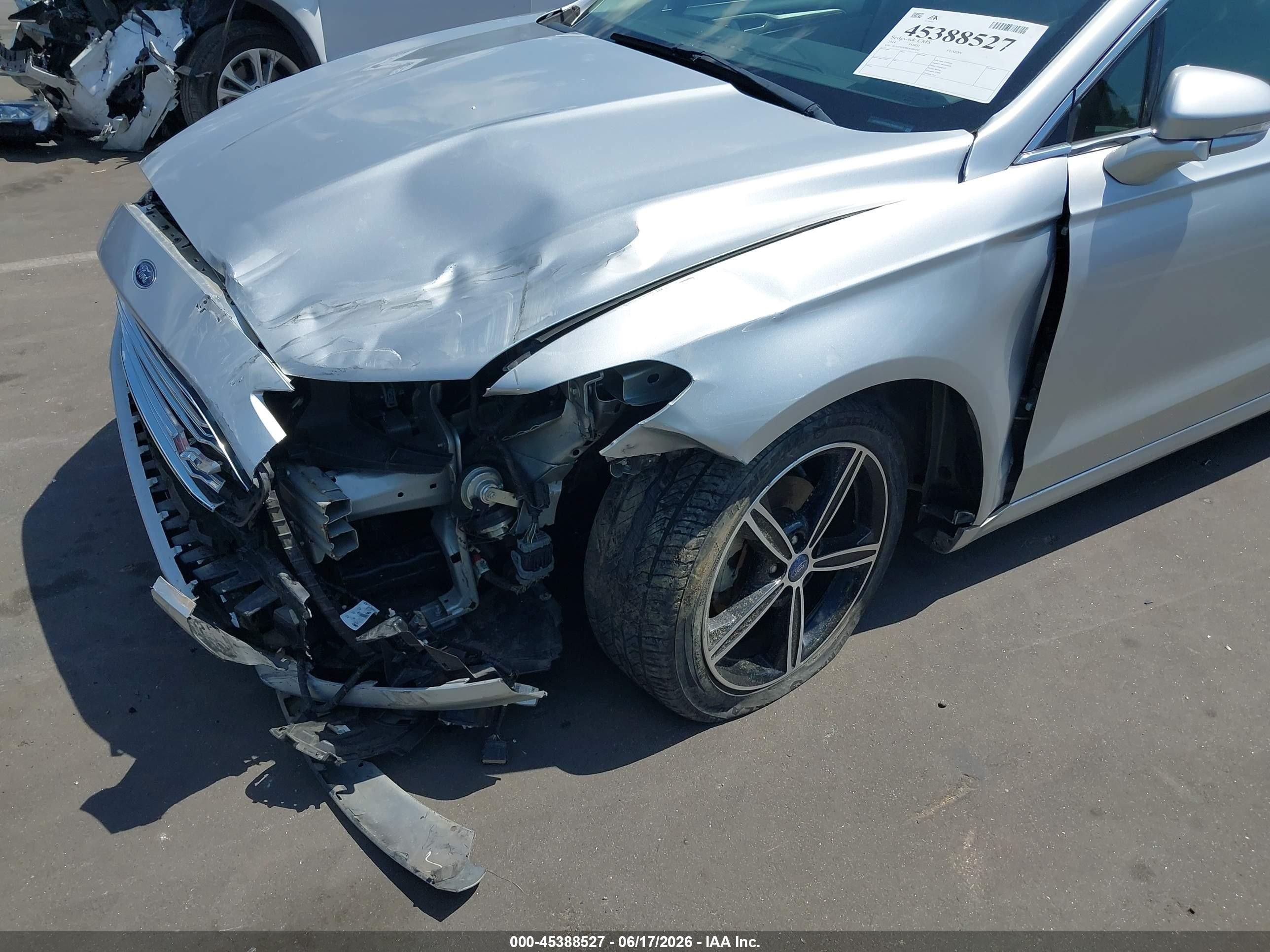 2014 Ford Fusion Se Silver vin: 3FA6P0HD8ER386192
