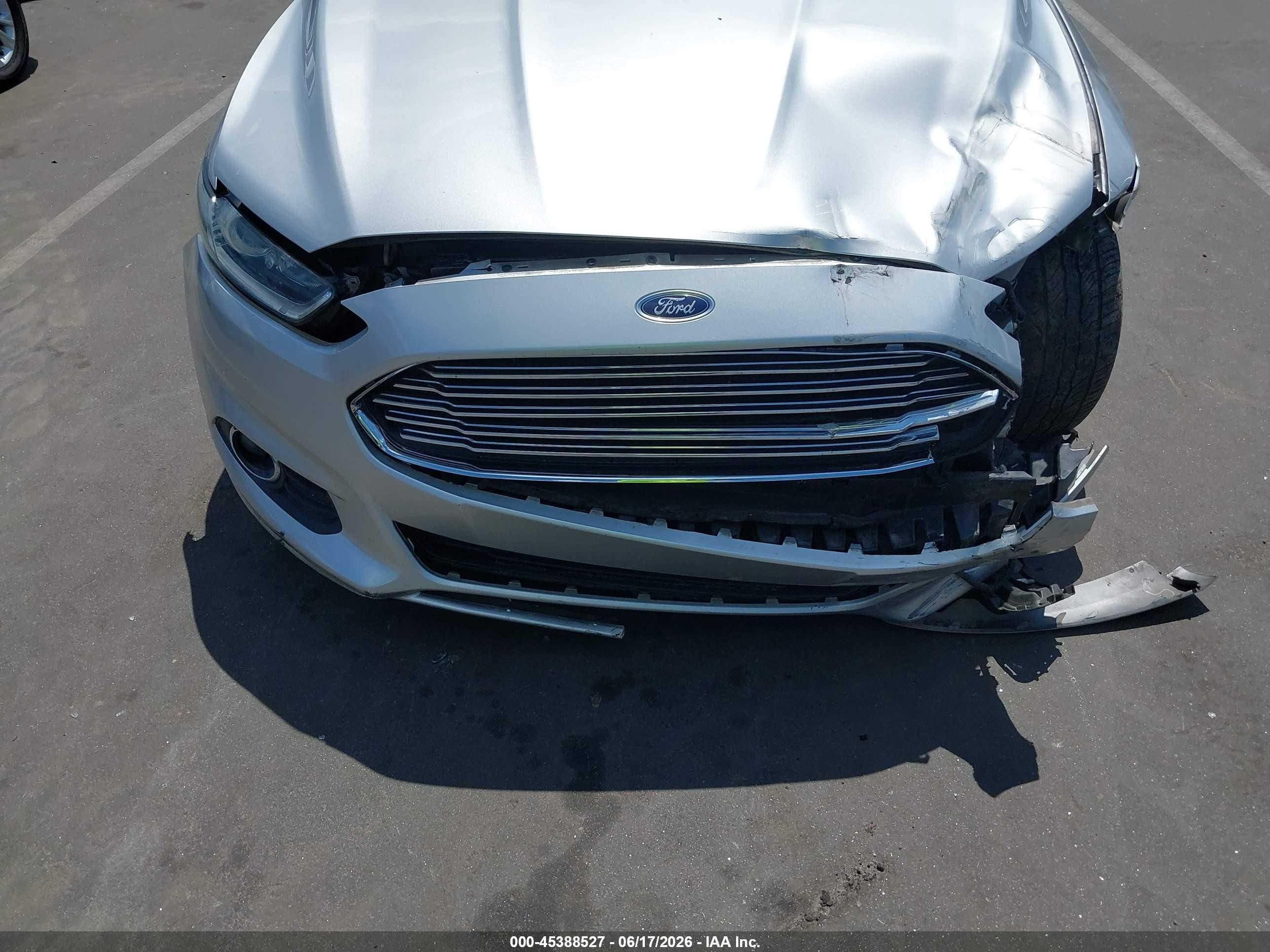 2014 Ford Fusion Se Silver vin: 3FA6P0HD8ER386192