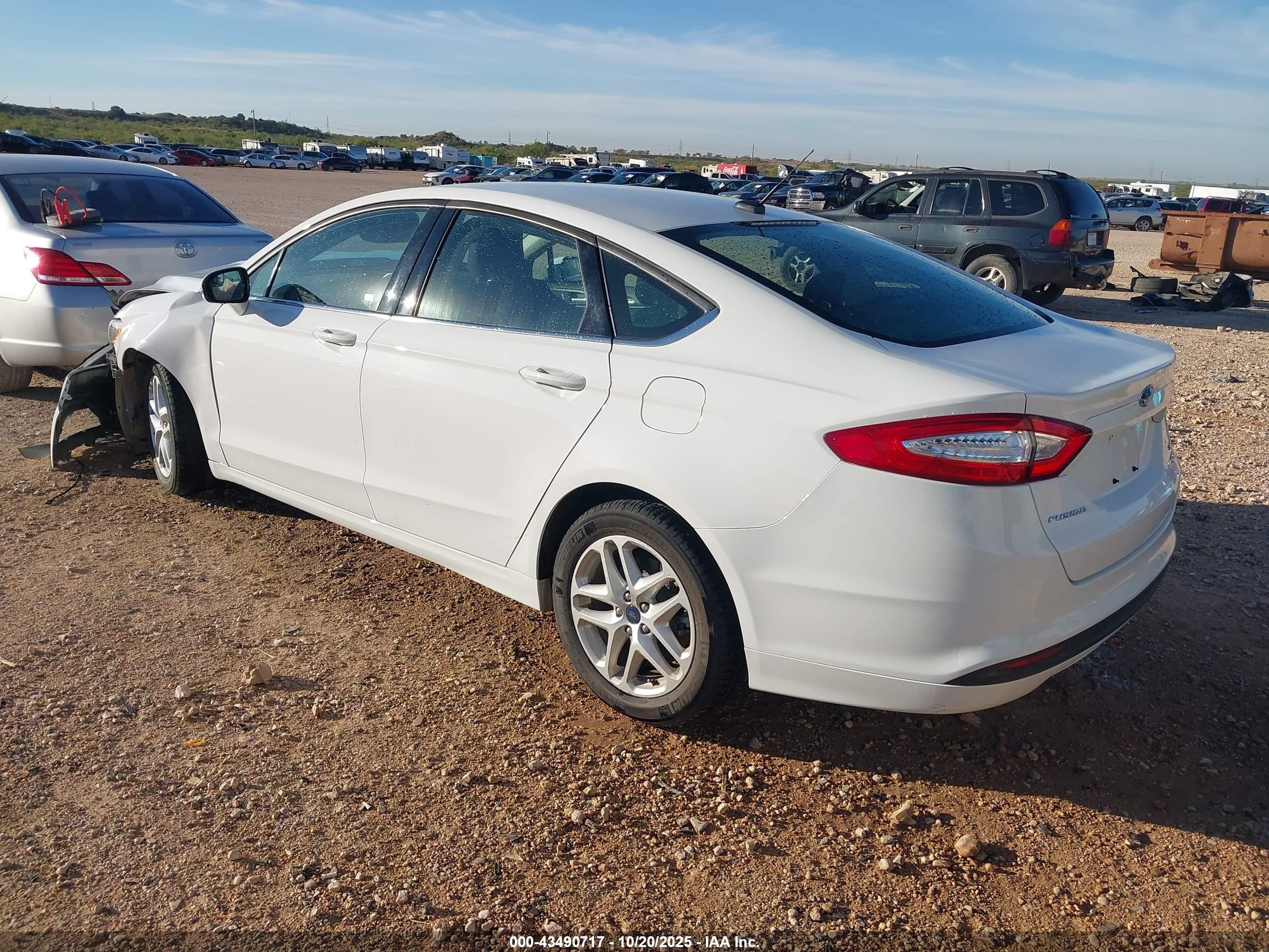 2014 Ford Fusion Se White vin: 3FA6P0HD8ER390744