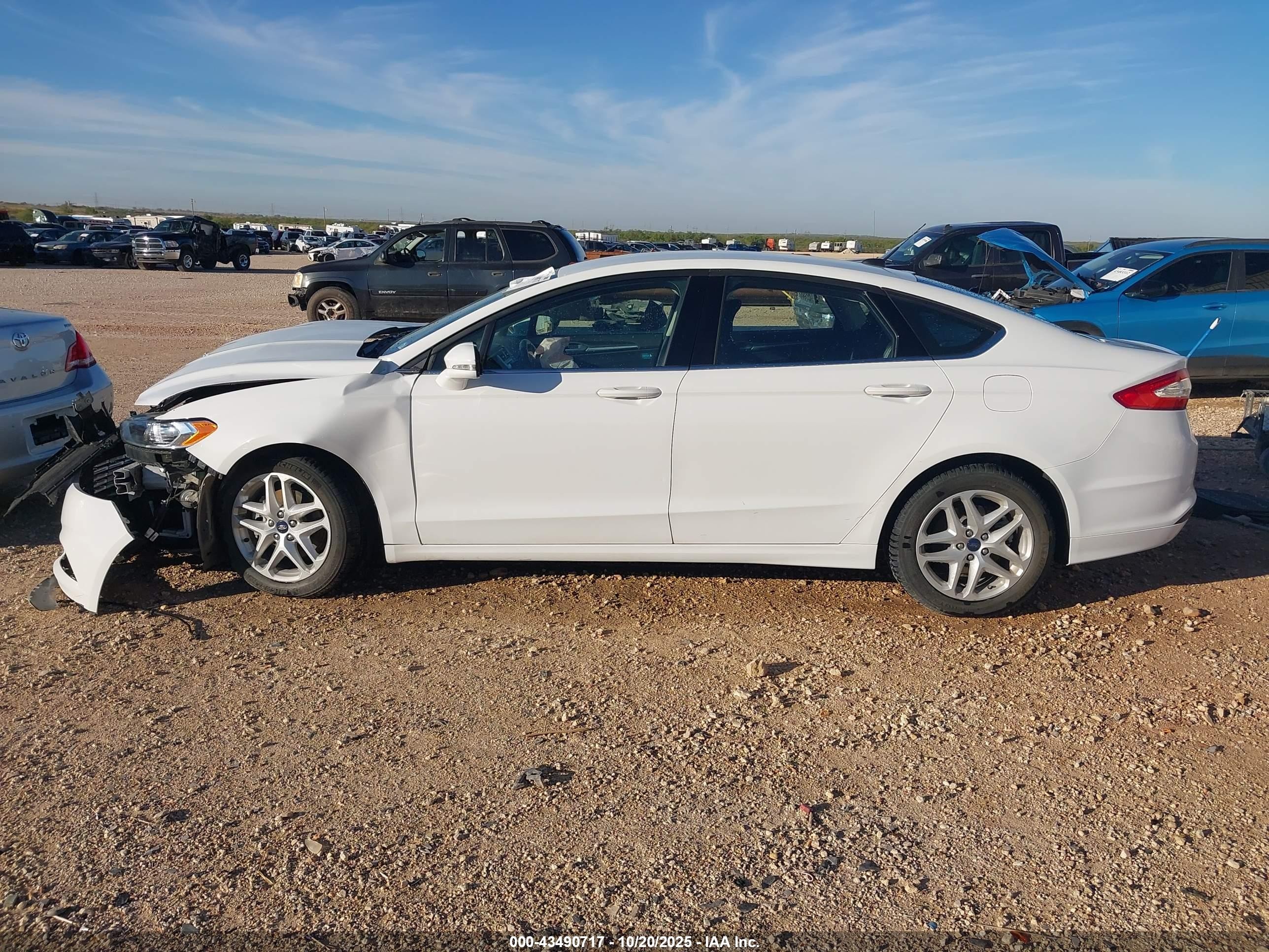 2014 Ford Fusion Se White vin: 3FA6P0HD8ER390744