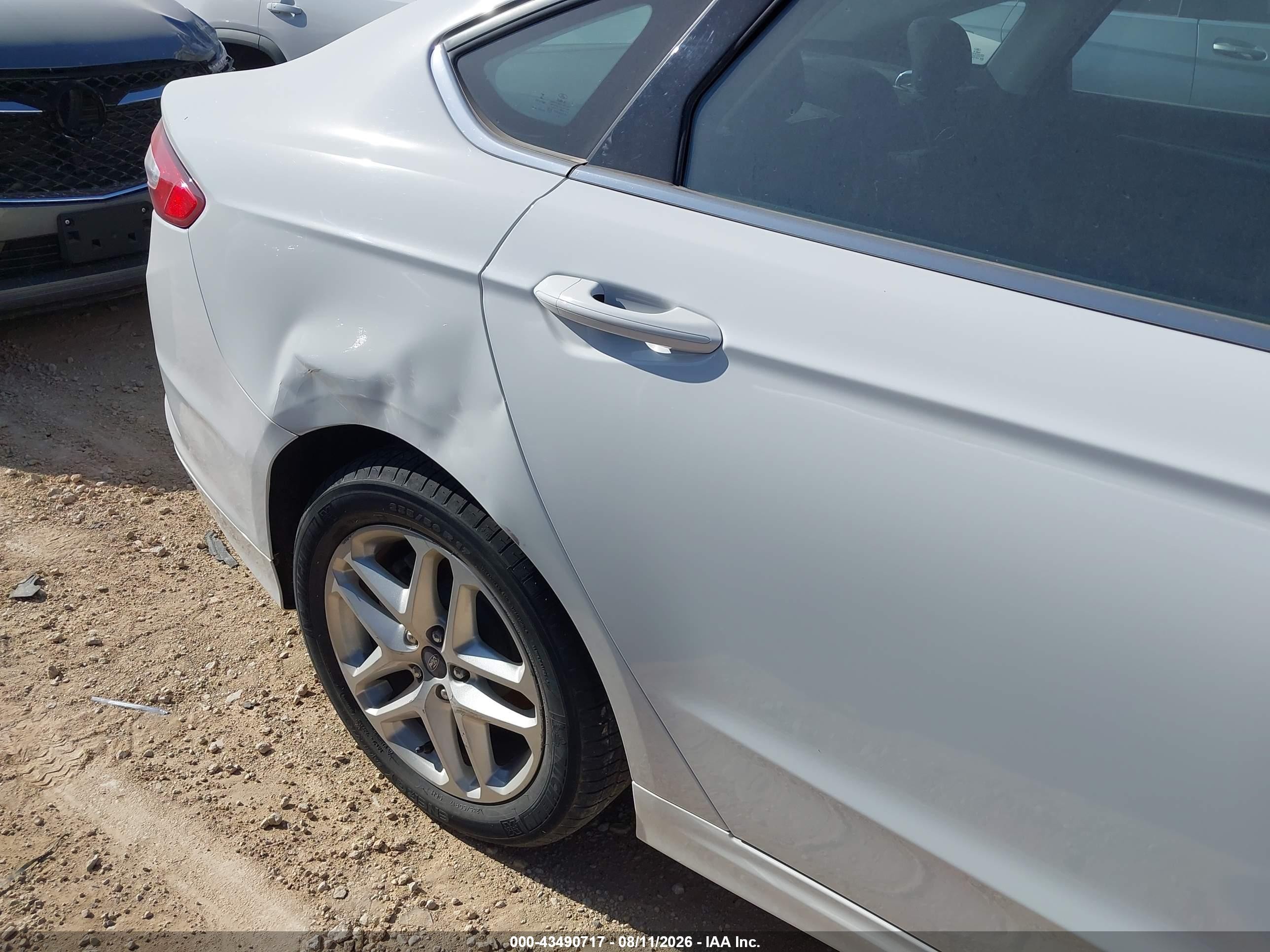 2014 Ford Fusion Se White vin: 3FA6P0HD8ER390744