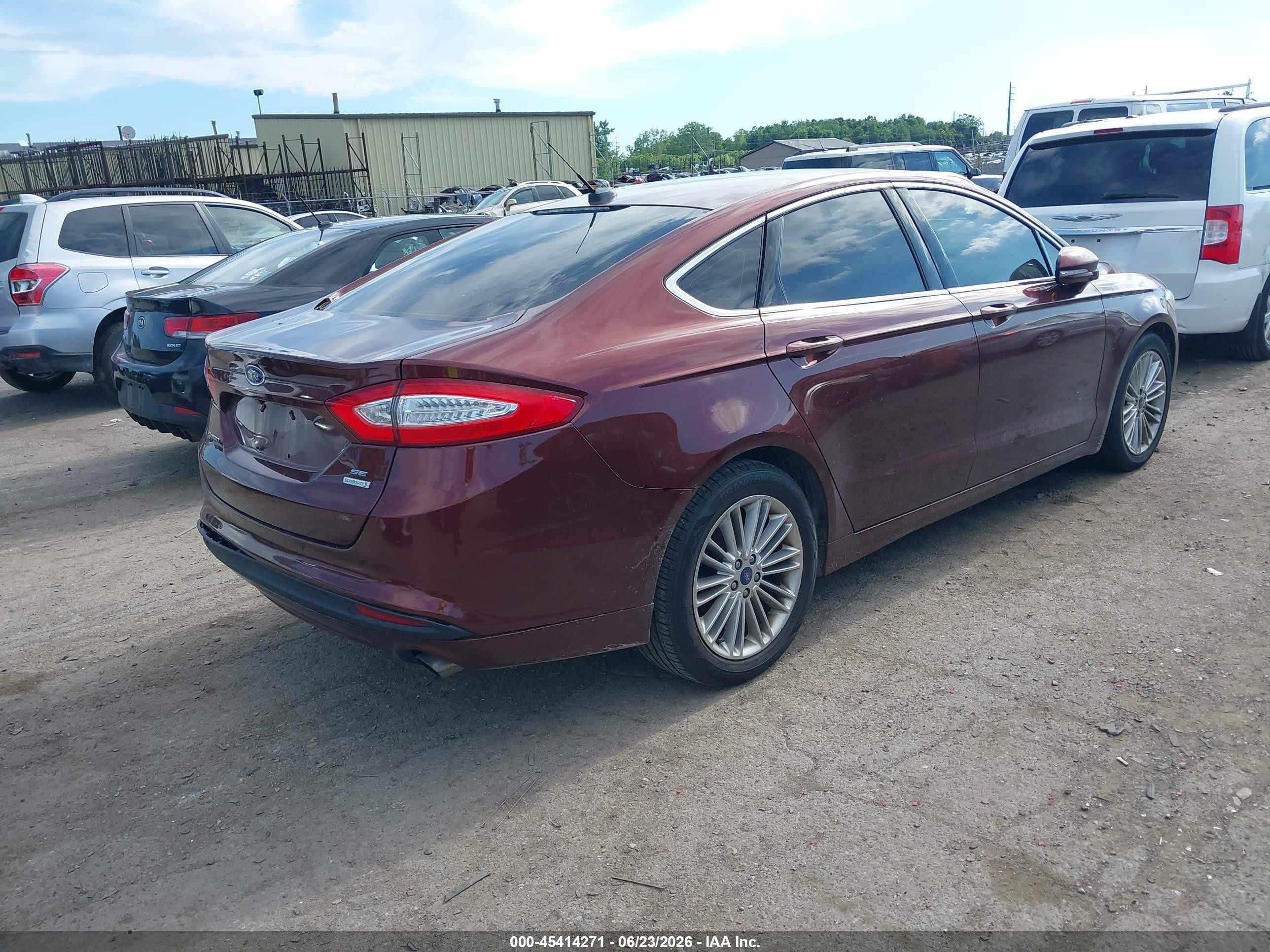 2015 Ford Fusion Se Темно-бордовый vin: 3FA6P0HD8FR103923