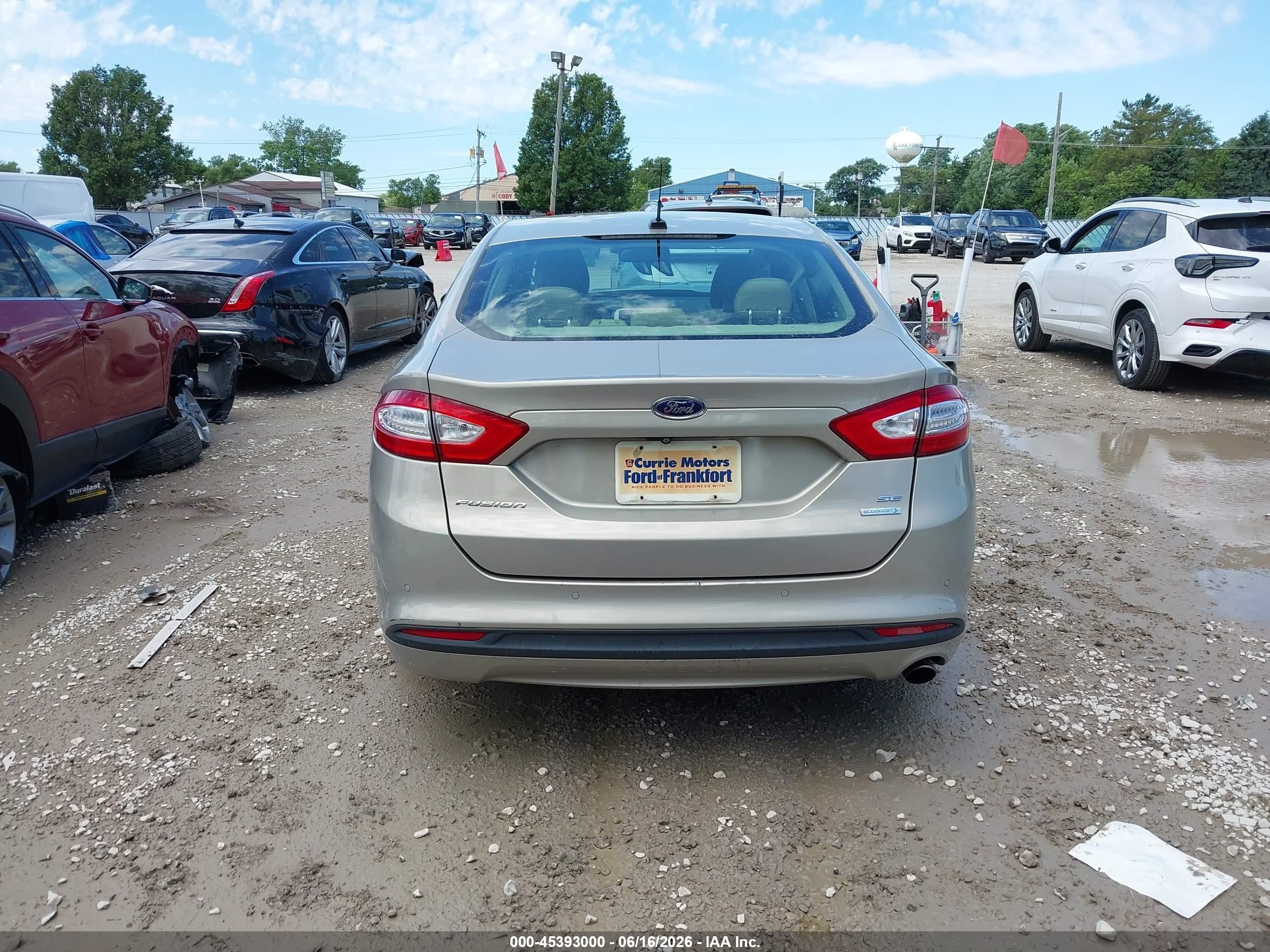 2015 Ford Fusion Se Champagne vin: 3FA6P0HD8FR112055