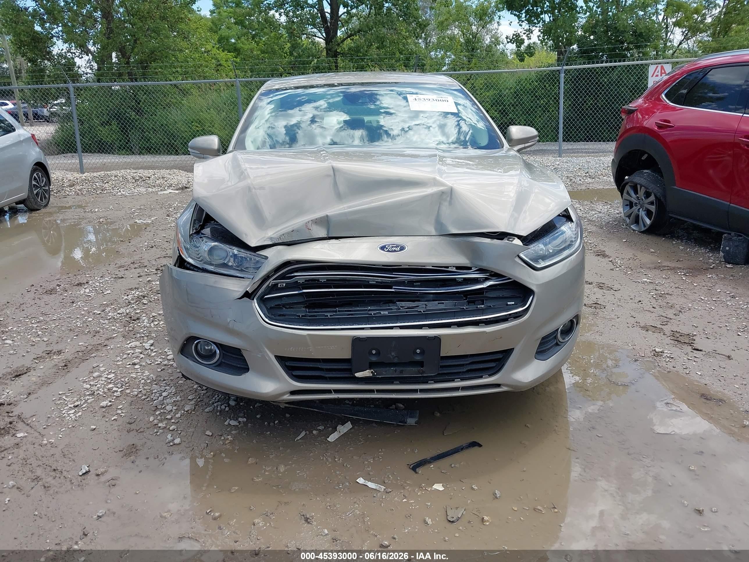 2015 Ford Fusion Se Champagne vin: 3FA6P0HD8FR112055