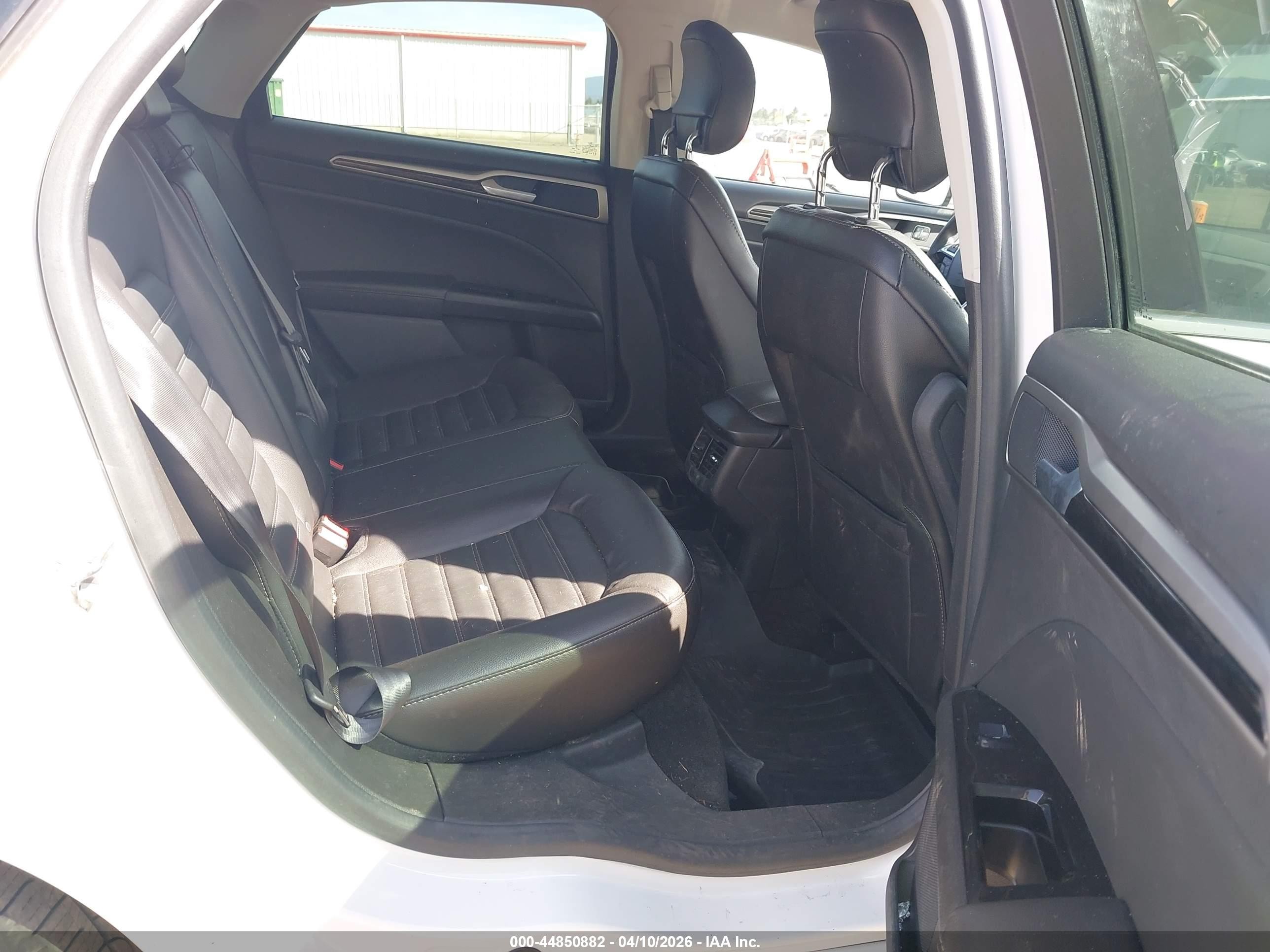 2015 Ford Fusion Se White vin: 3FA6P0HD8FR115294