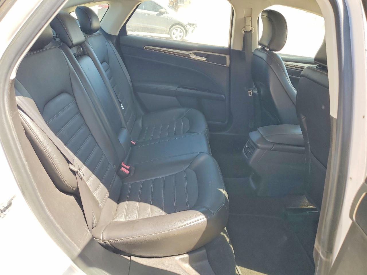 2015 Ford Fusion Se White vin: 3FA6P0HD8FR245866