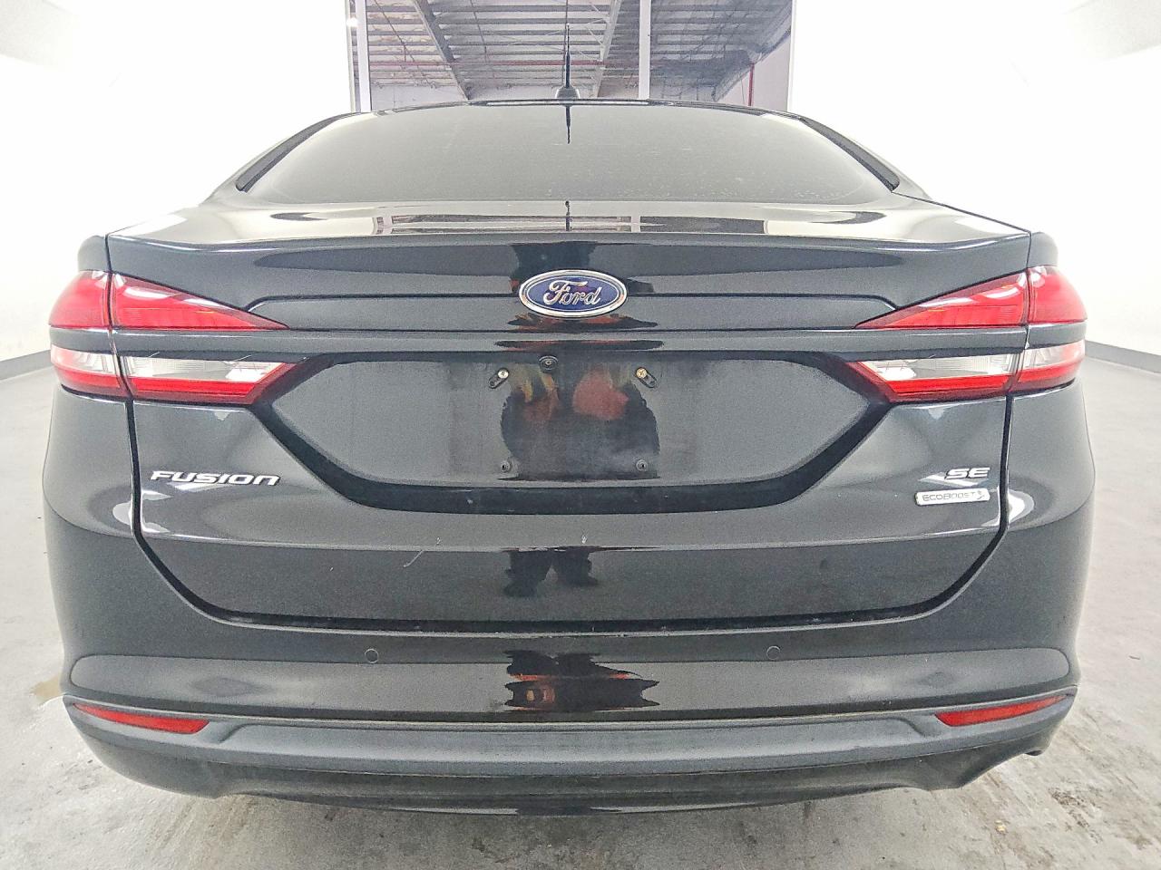 2018 Ford Fusion Se Black vin: 3FA6P0HD8JR240725
