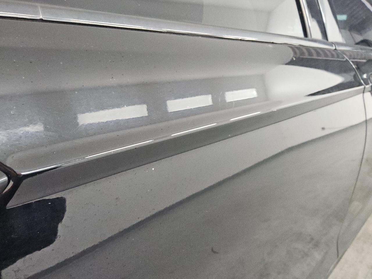 2018 Ford Fusion Se Black vin: 3FA6P0HD8JR240725 Damage: Right Rear Door, Dent(S) W/ Paint Dmg, 1 To 2 Inches