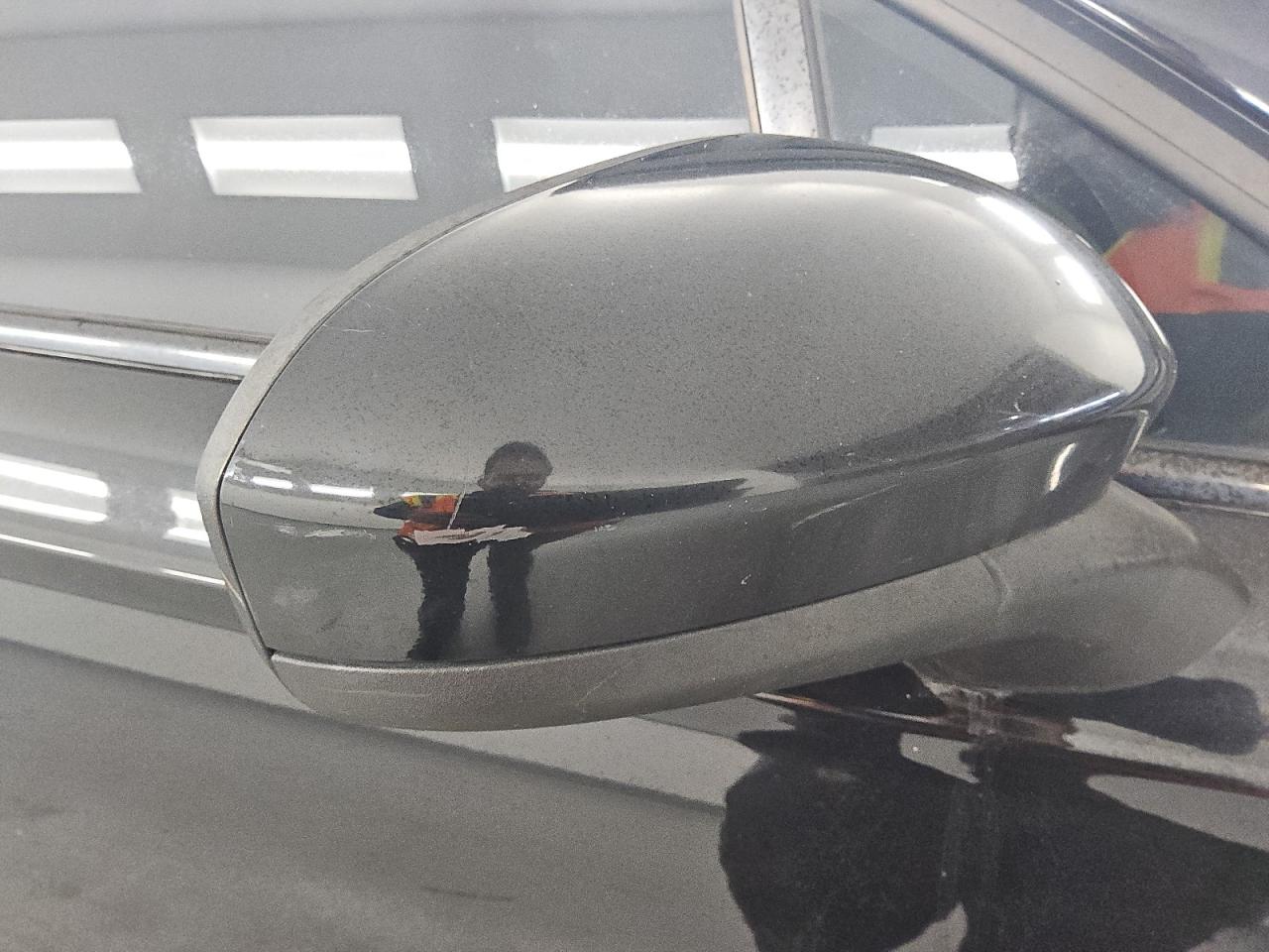 2018 Ford Fusion Se Black vin: 3FA6P0HD8JR240725 Damage: Rf Mirror Cover, Multiple Scratches Heavy, 2