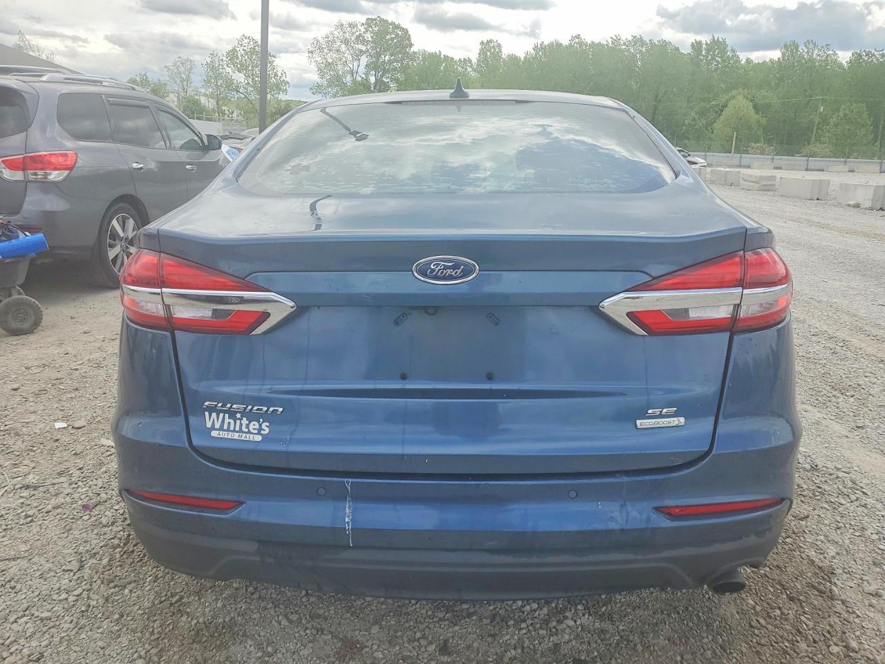 2019 Ford Fusion Se Blue vin: 3FA6P0HD8KR213414