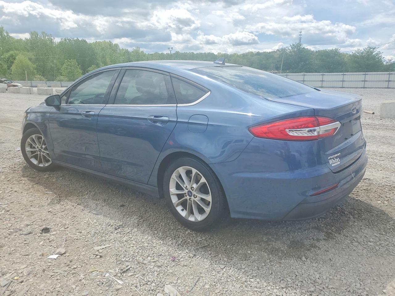 2019 Ford Fusion Se Blue vin: 3FA6P0HD8KR213414
