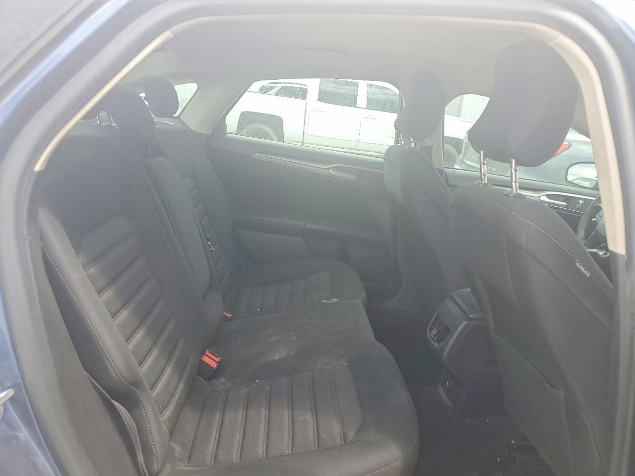 2019 Ford Fusion Se Blue vin: 3FA6P0HD8KR213414