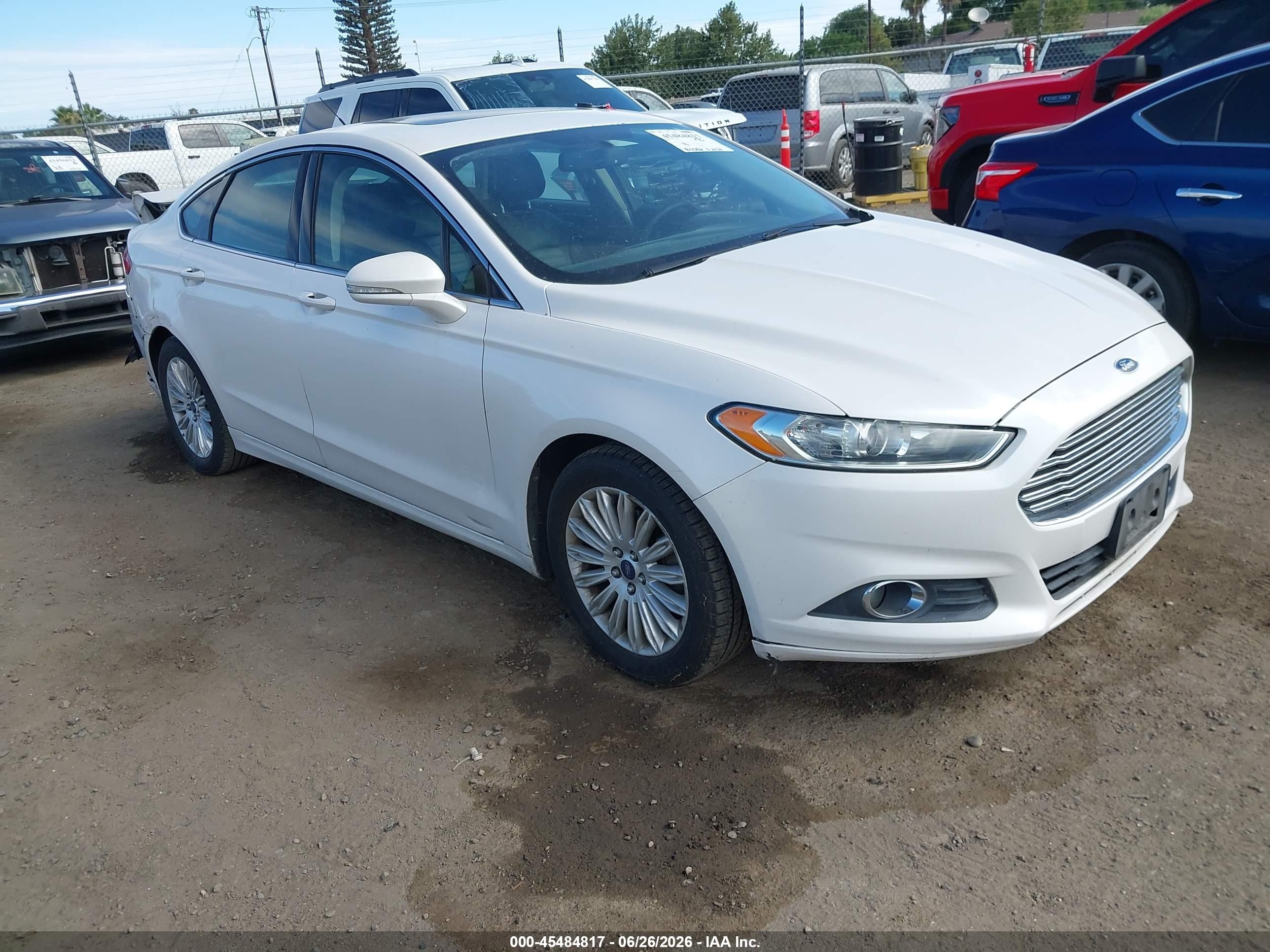 2014 Ford Fusion Se White vin: 3FA6P0HD9ER103329