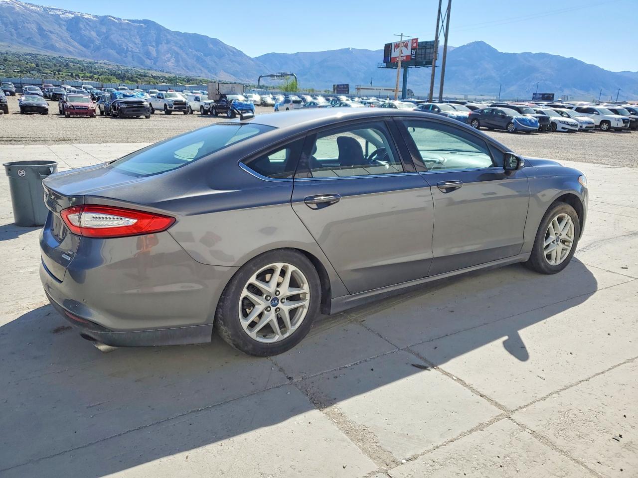 2014 Ford Fusion Se Серый vin: 3FA6P0HD9ER142437