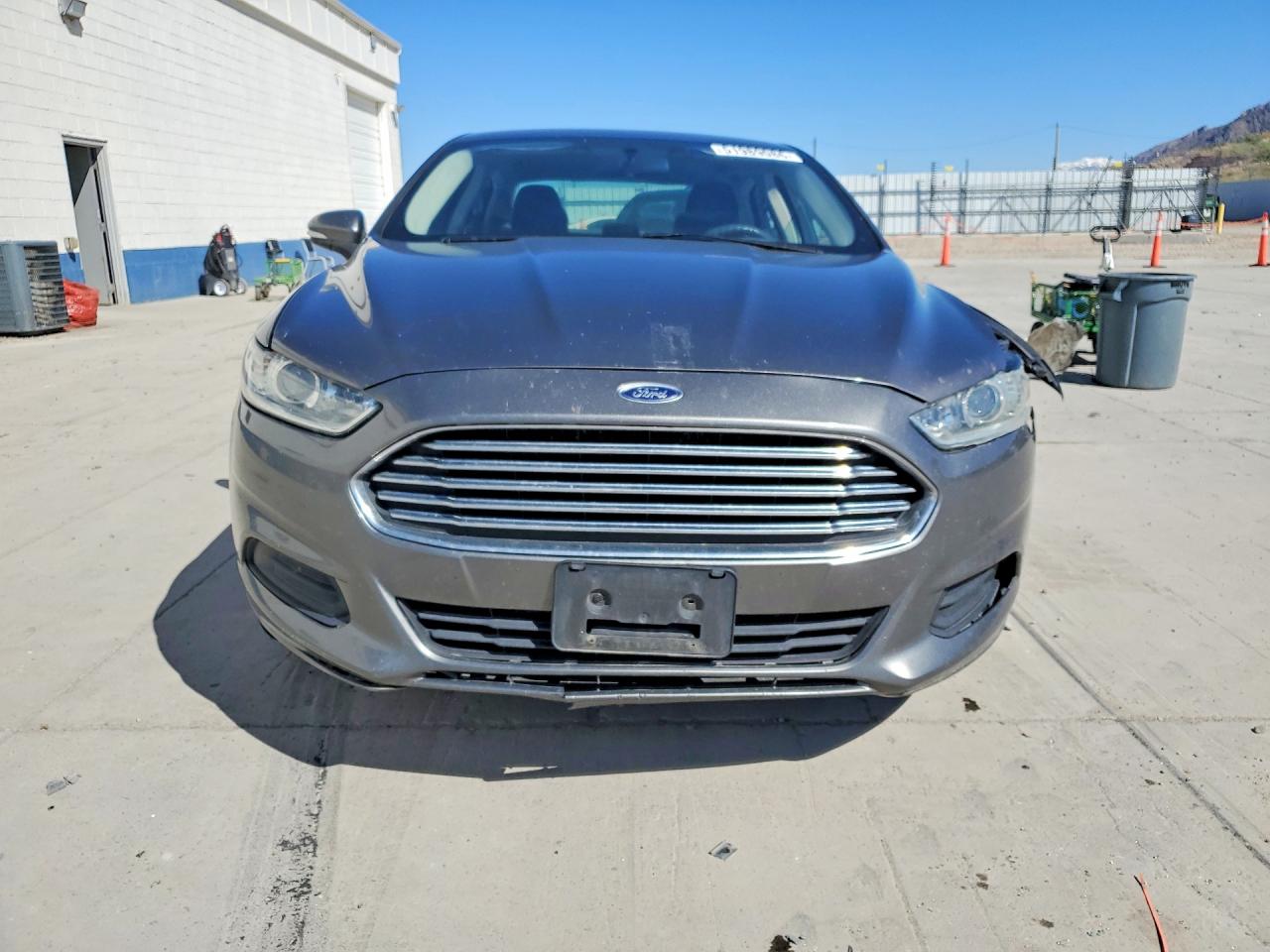 2014 Ford Fusion Se Серый vin: 3FA6P0HD9ER142437