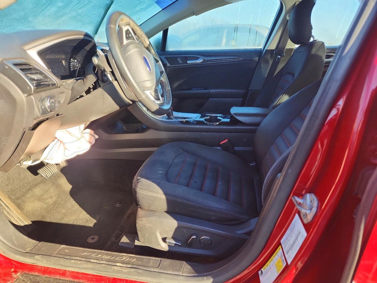 2014 Ford Fusion Se Red vin: 3FA6P0HD9ER155320