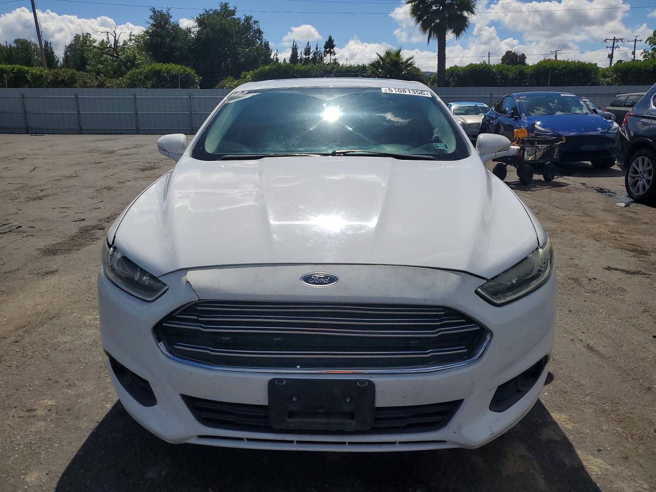 2014 Ford Fusion Se Белый vin: 3FA6P0HD9ER212793