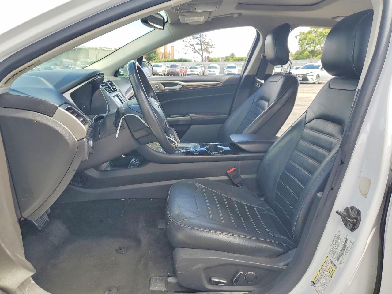 2014 Ford Fusion Se Белый vin: 3FA6P0HD9ER212793