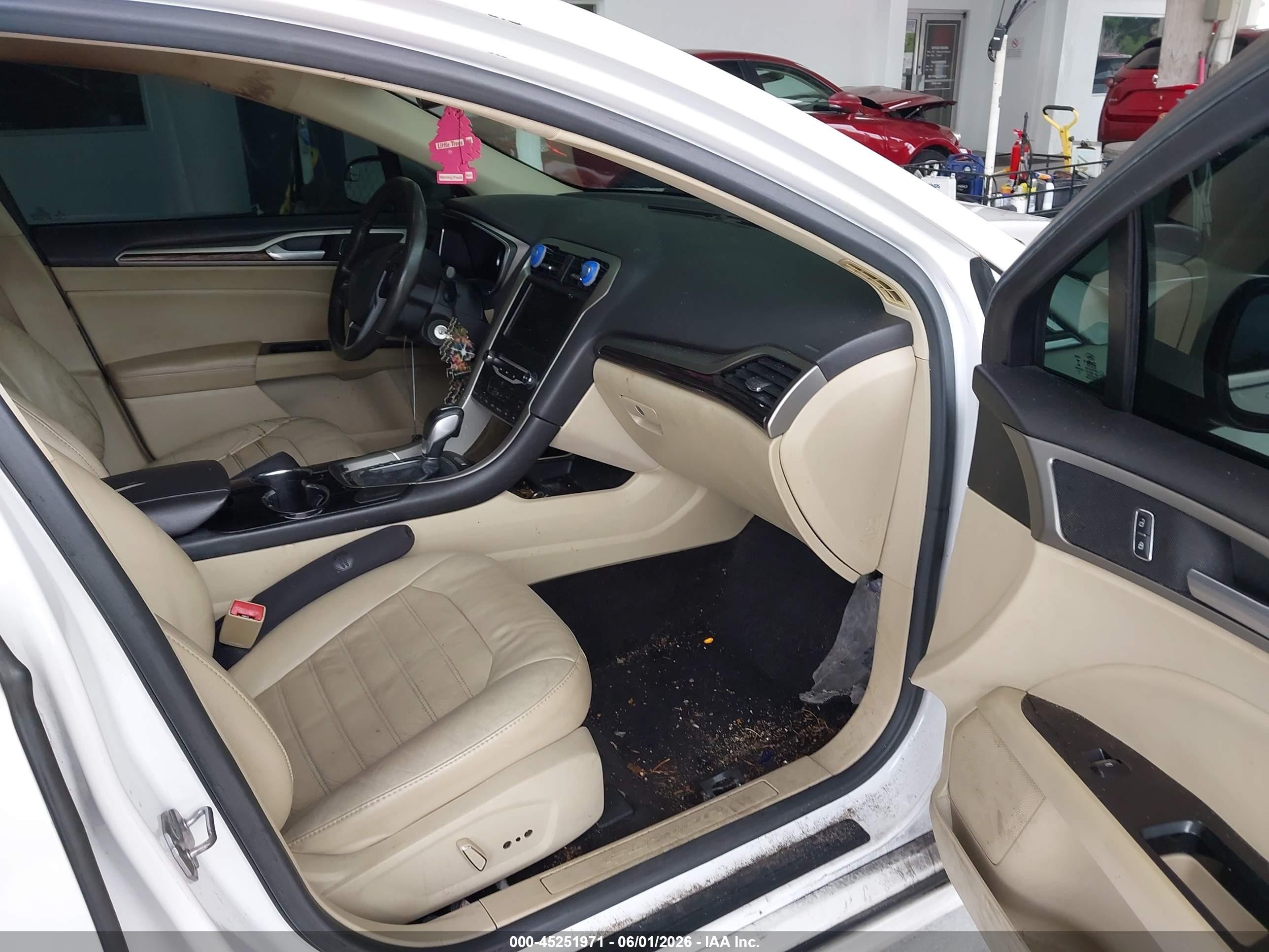 2014 Ford Fusion Se White vin: 3FA6P0HD9ER274906