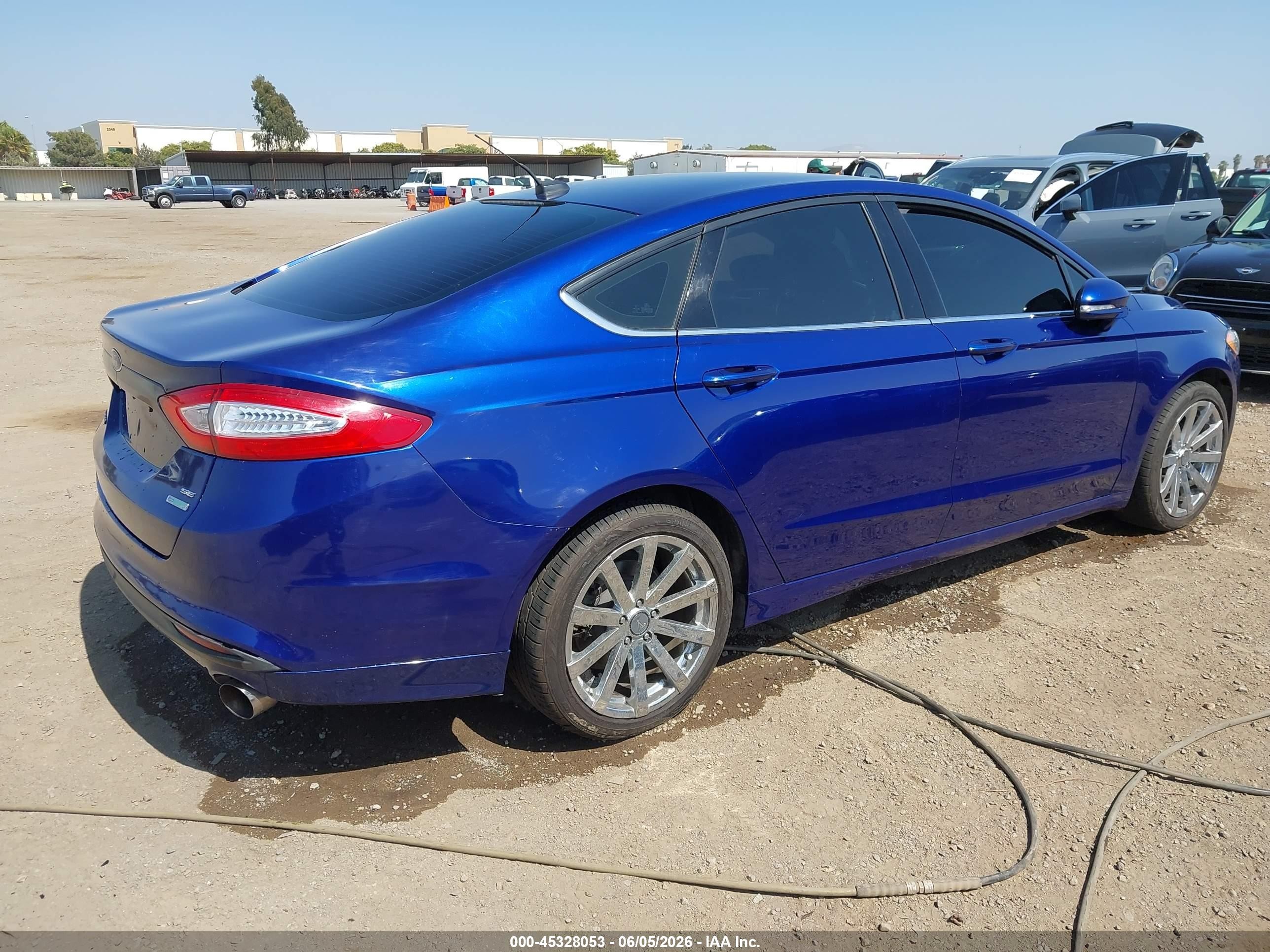 2014 Ford Fusion Se Синий vin: 3FA6P0HD9ER356831