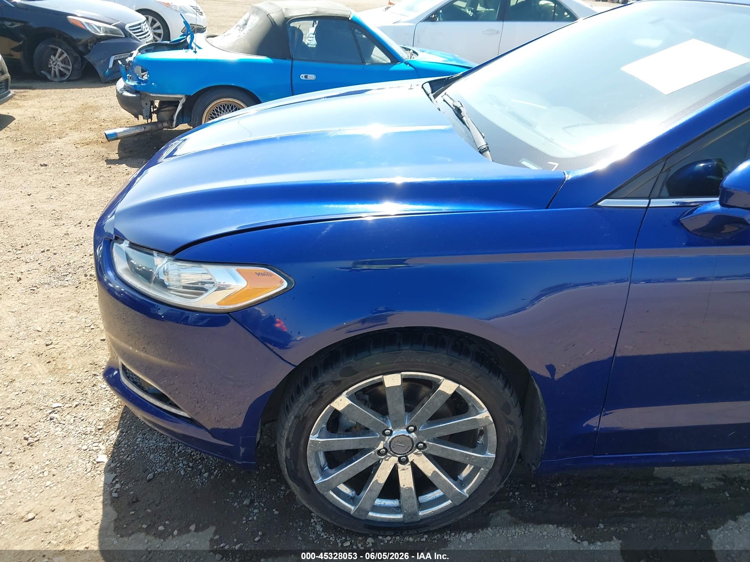 2014 Ford Fusion Se Синий vin: 3FA6P0HD9ER356831