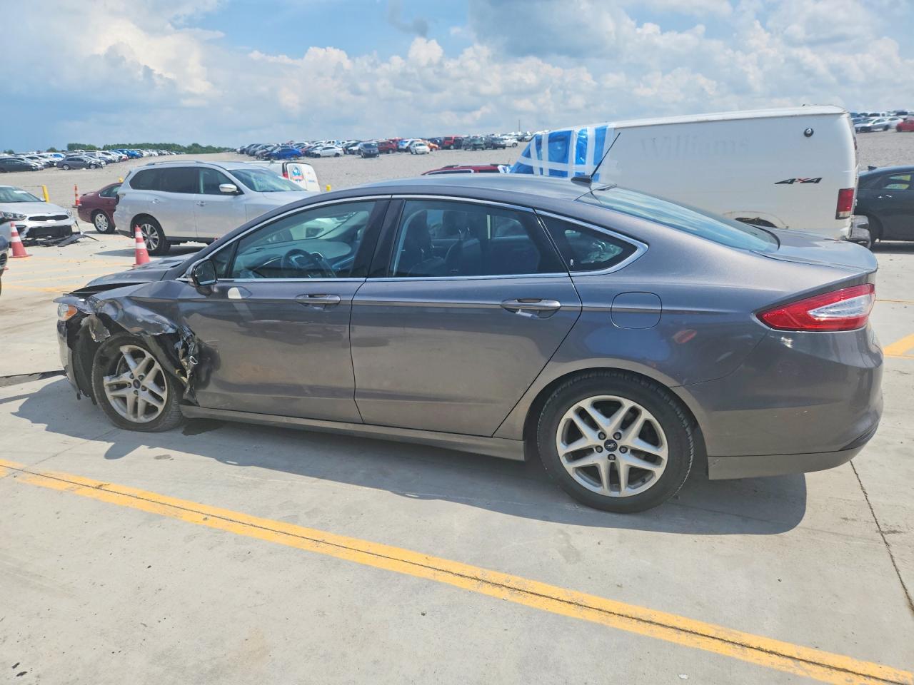 2014 Ford Fusion Se Серебряный vin: 3FA6P0HD9ER390171