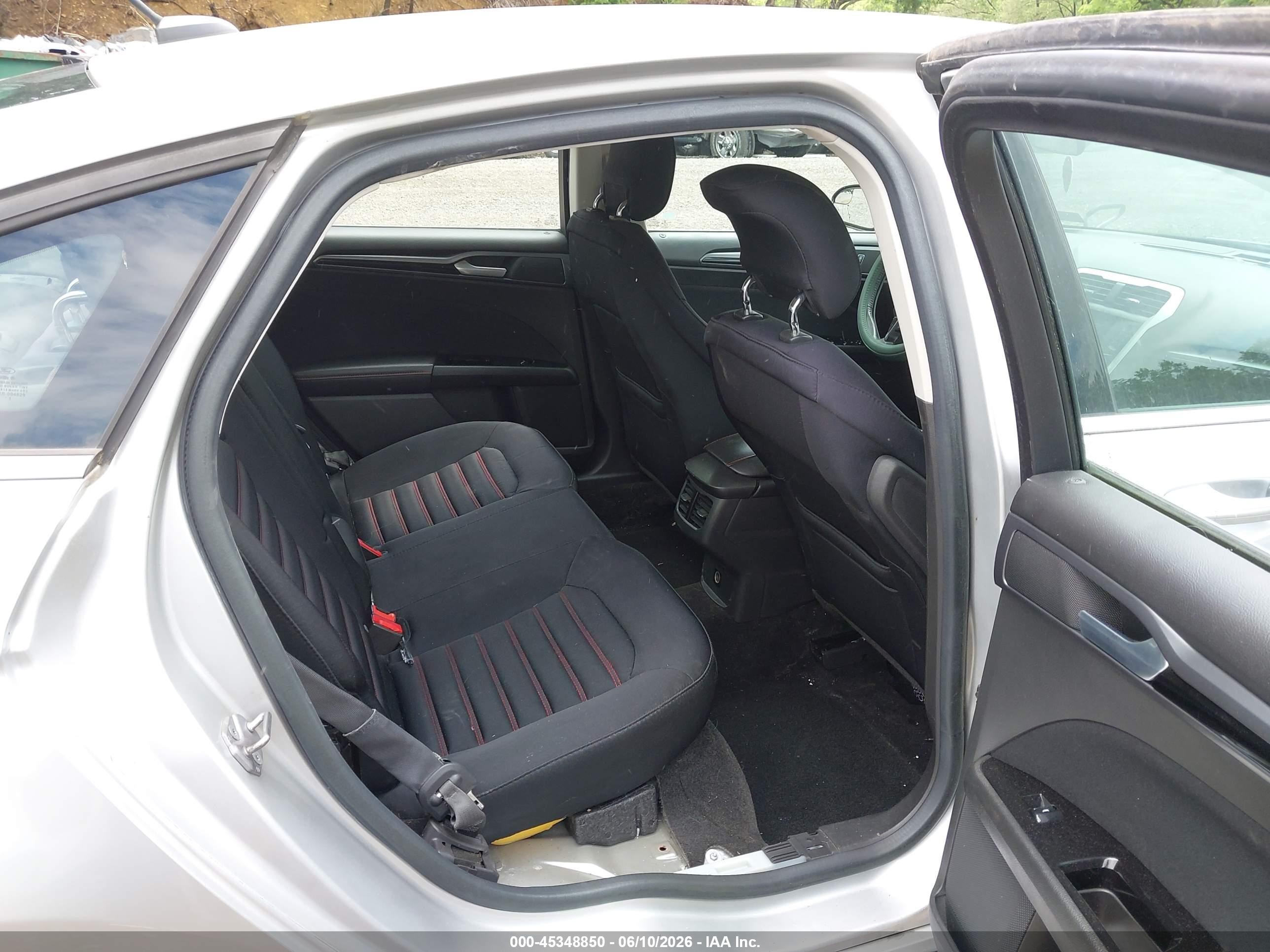 2015 Ford Fusion Se Gray vin: 3FA6P0HD9FR111013