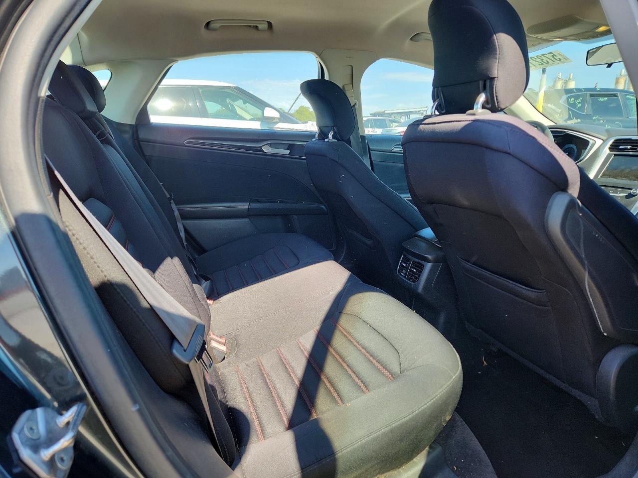 2015 Ford Fusion Se Black vin: 3FA6P0HD9FR128586