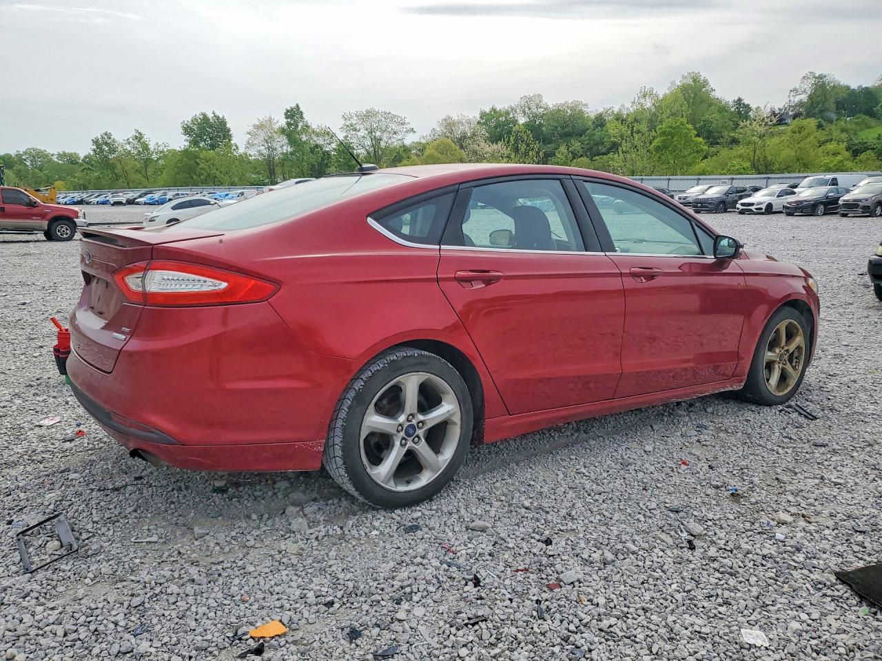 2015 Ford Fusion Se Red vin: 3FA6P0HD9FR135814