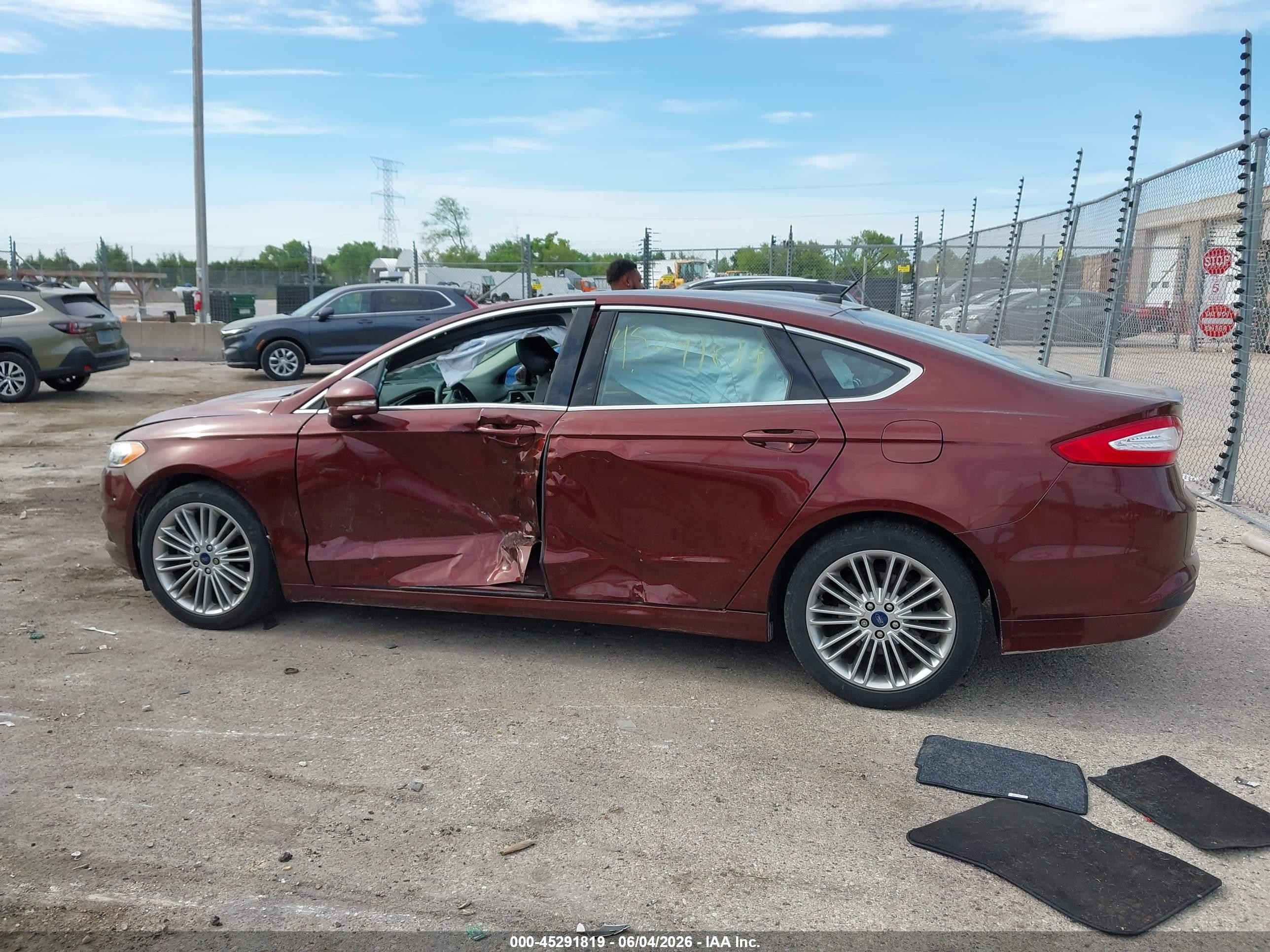2015 Ford Fusion Se Maroon vin: 3FA6P0HD9FR158025