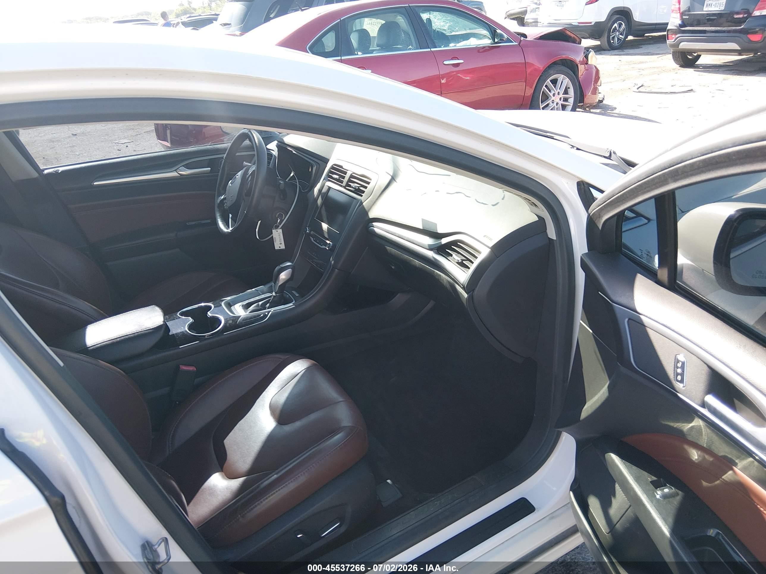 2015 Ford Fusion Se Белый vin: 3FA6P0HD9FR224086