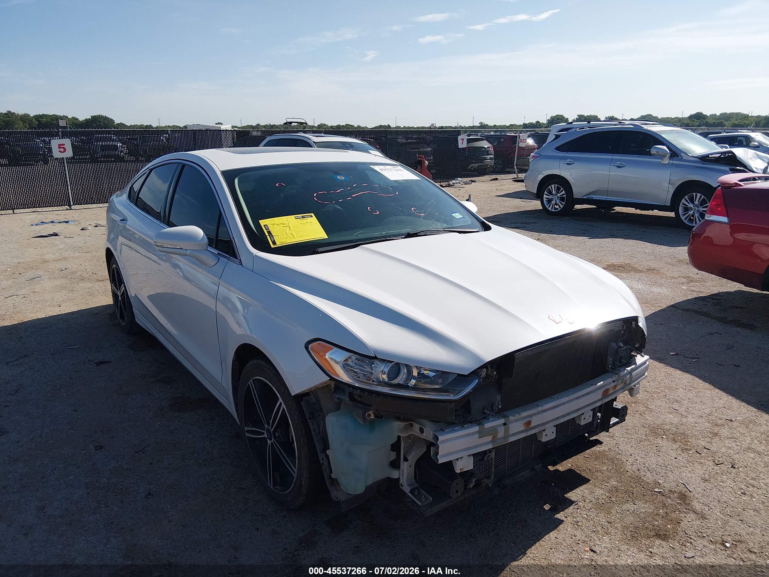2015 Ford Fusion Se Белый vin: 3FA6P0HD9FR224086
