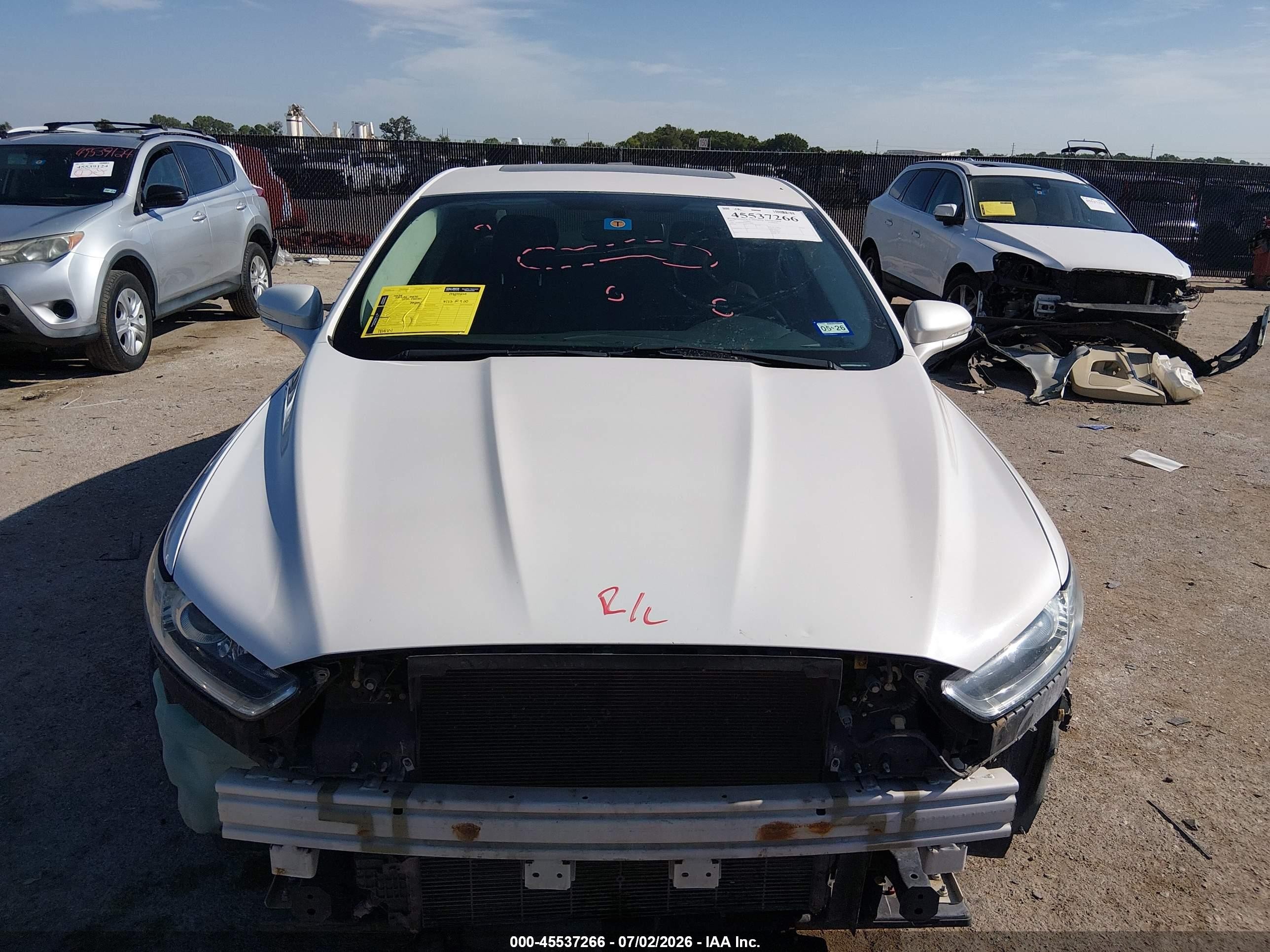 2015 Ford Fusion Se Белый vin: 3FA6P0HD9FR224086