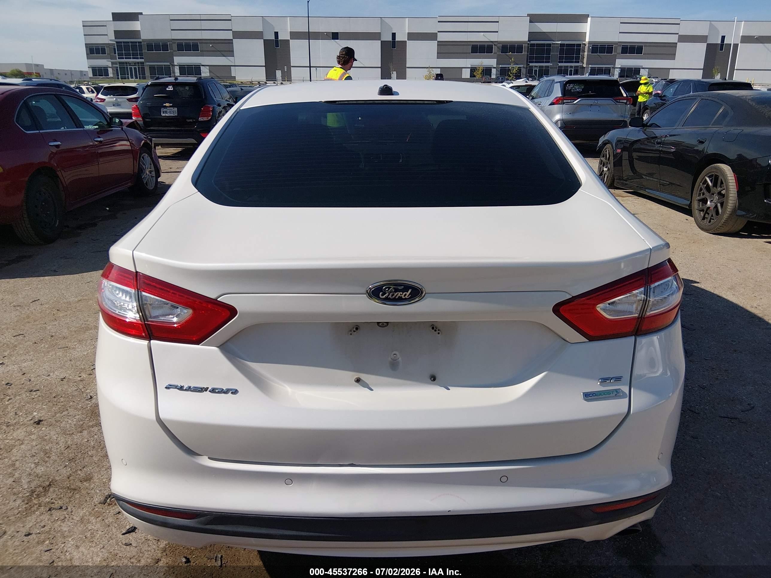 2015 Ford Fusion Se Белый vin: 3FA6P0HD9FR224086