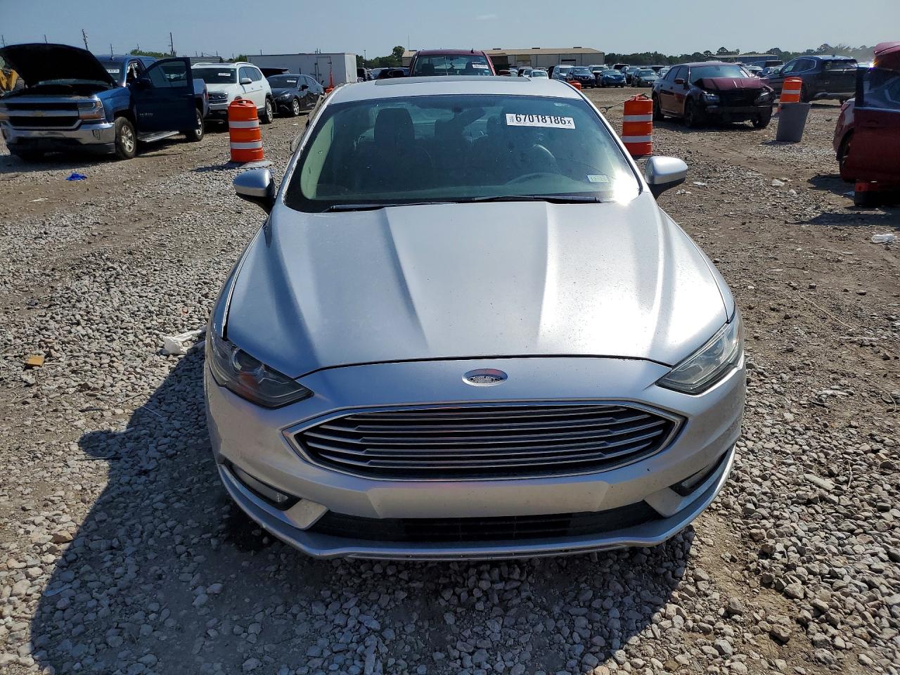 2018 Ford Fusion Se Silver vin: 3FA6P0HD9JR230933