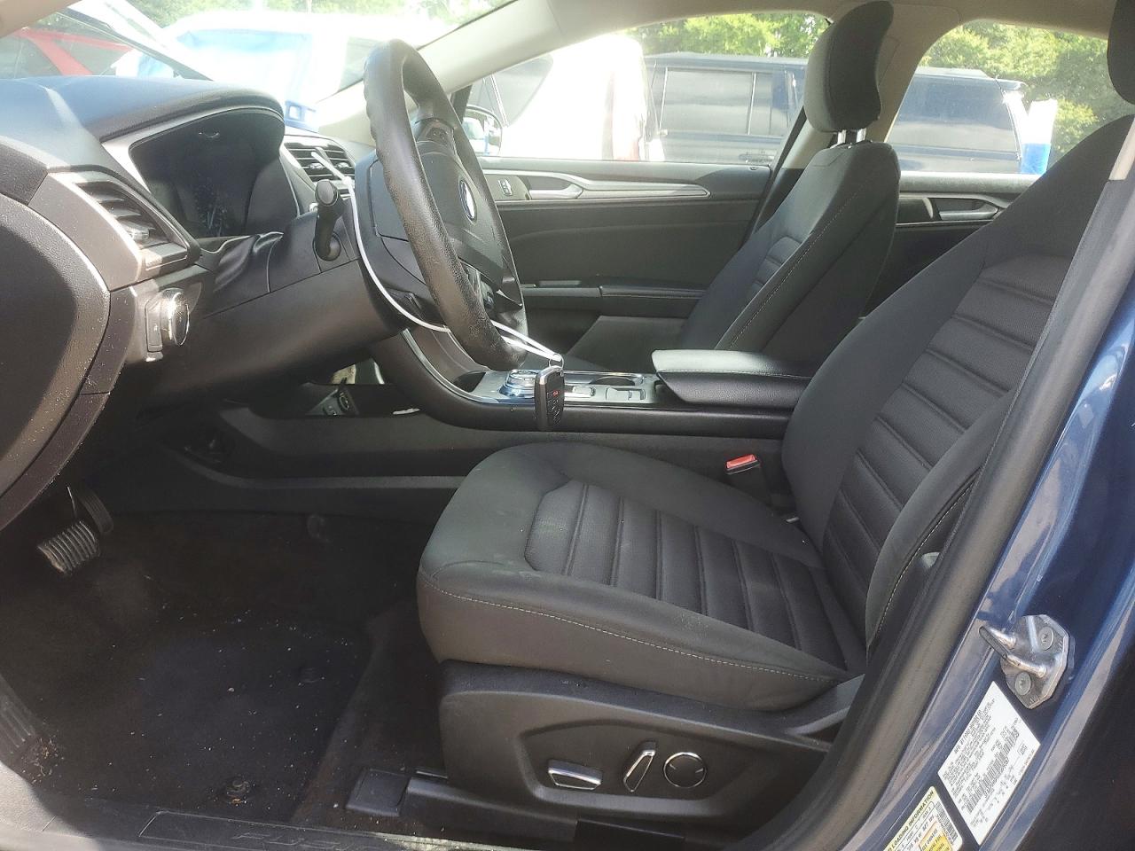2018 Ford Fusion Se Blue vin: 3FA6P0HD9JR239387