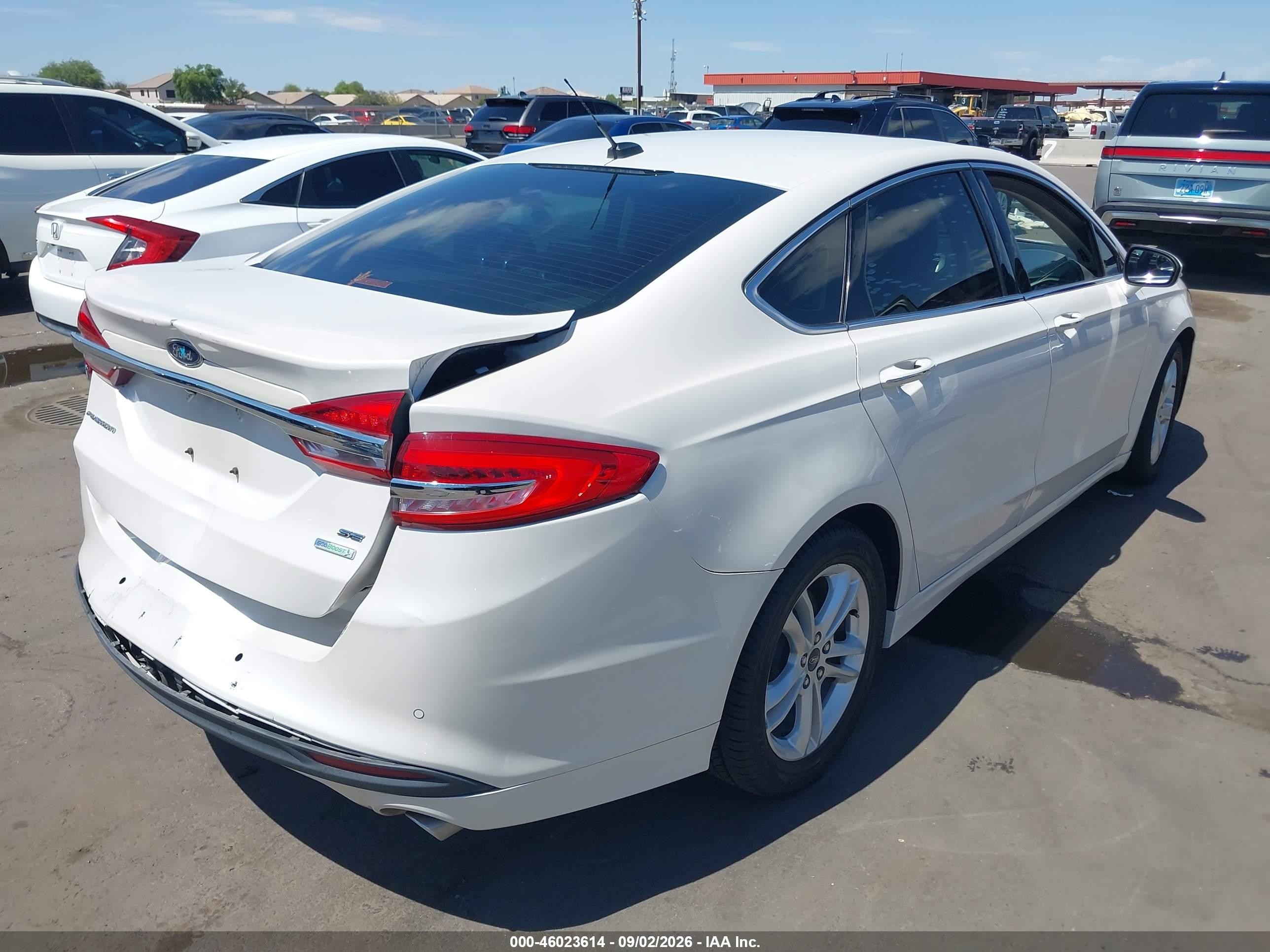 2018 Ford Fusion Se Белый vin: 3FA6P0HD9JR253368