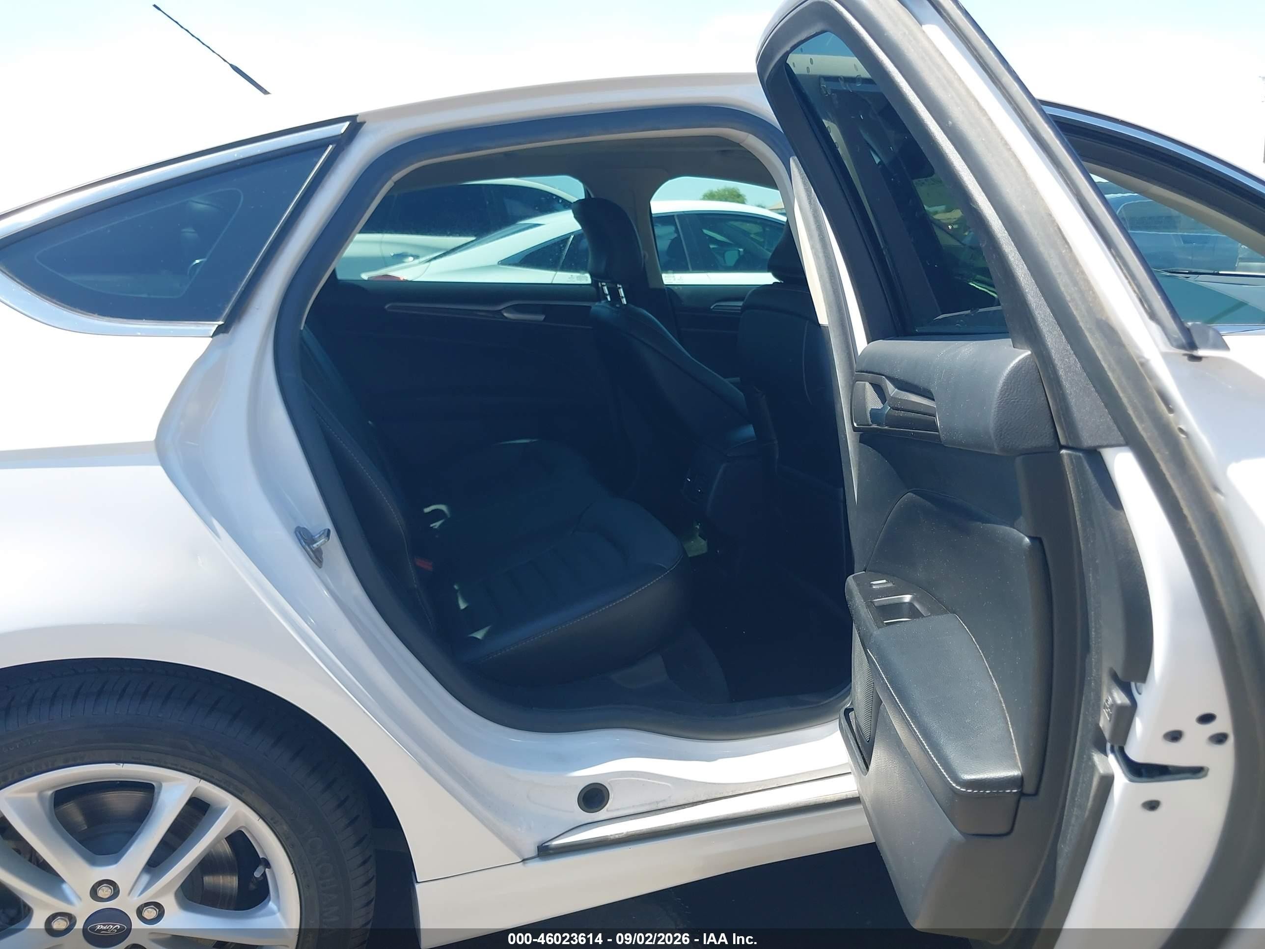 2018 Ford Fusion Se Белый vin: 3FA6P0HD9JR253368