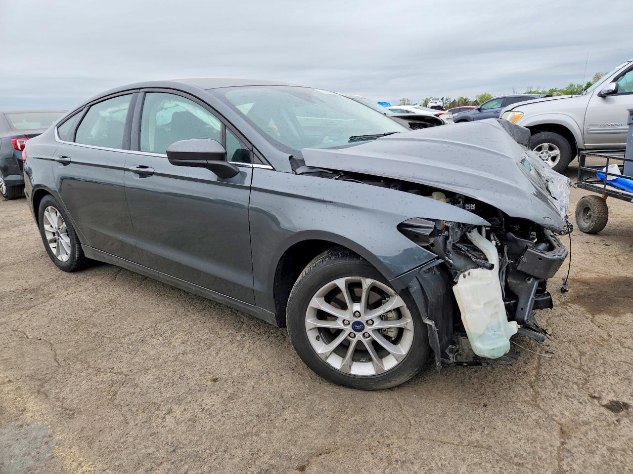2020 Ford Fusion Se Gray vin: 3FA6P0HD9LR139907