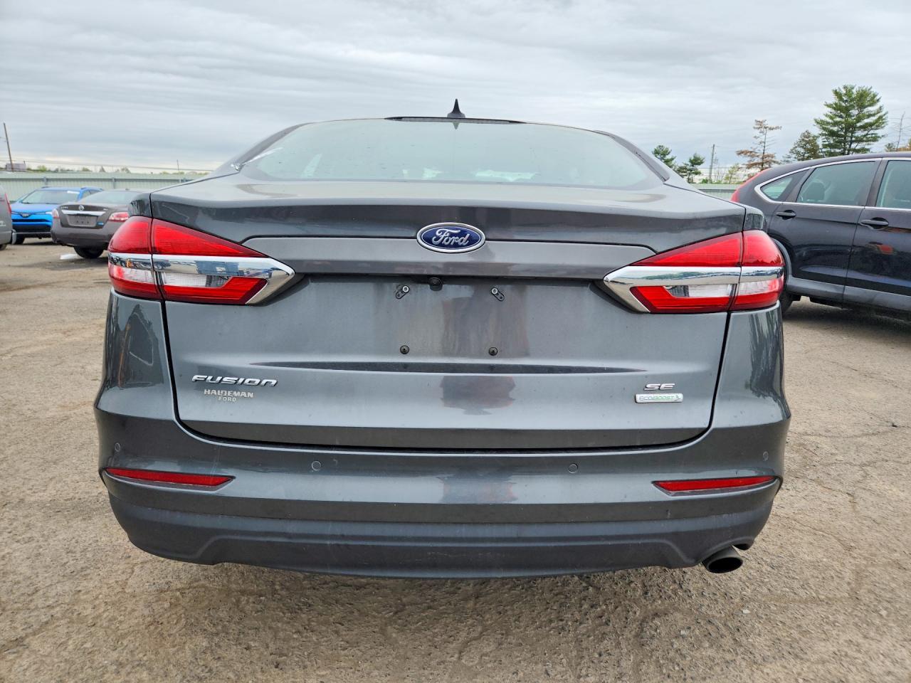 2020 Ford Fusion Se Gray vin: 3FA6P0HD9LR139907