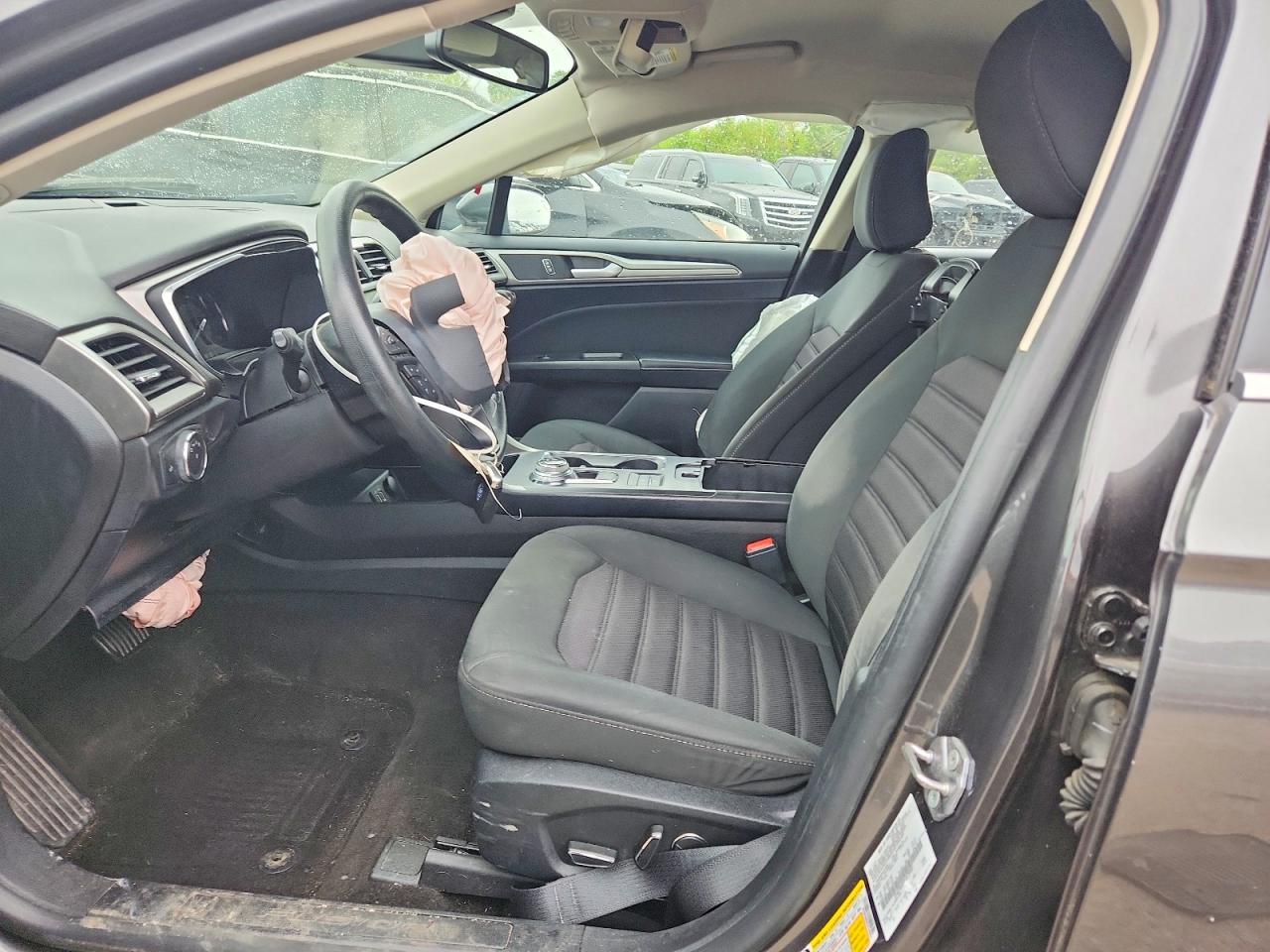 2020 Ford Fusion Se Gray vin: 3FA6P0HD9LR139907