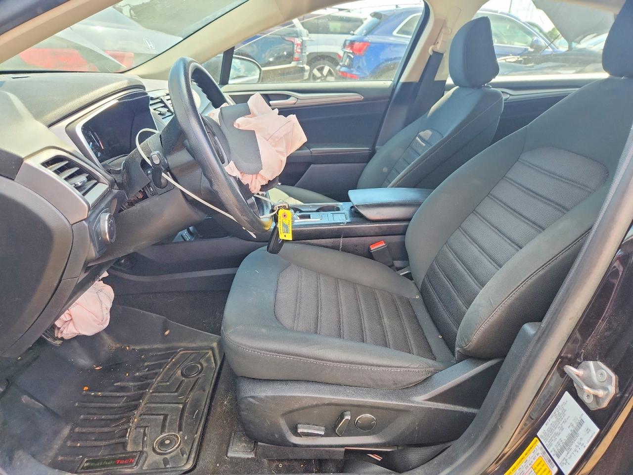 2020 Ford Fusion Se Black vin: 3FA6P0HD9LR235021