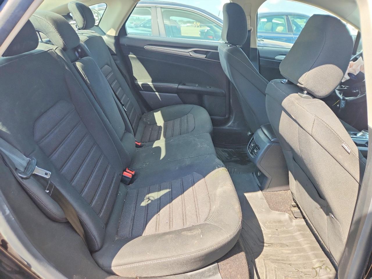2020 Ford Fusion Se Black vin: 3FA6P0HD9LR235021