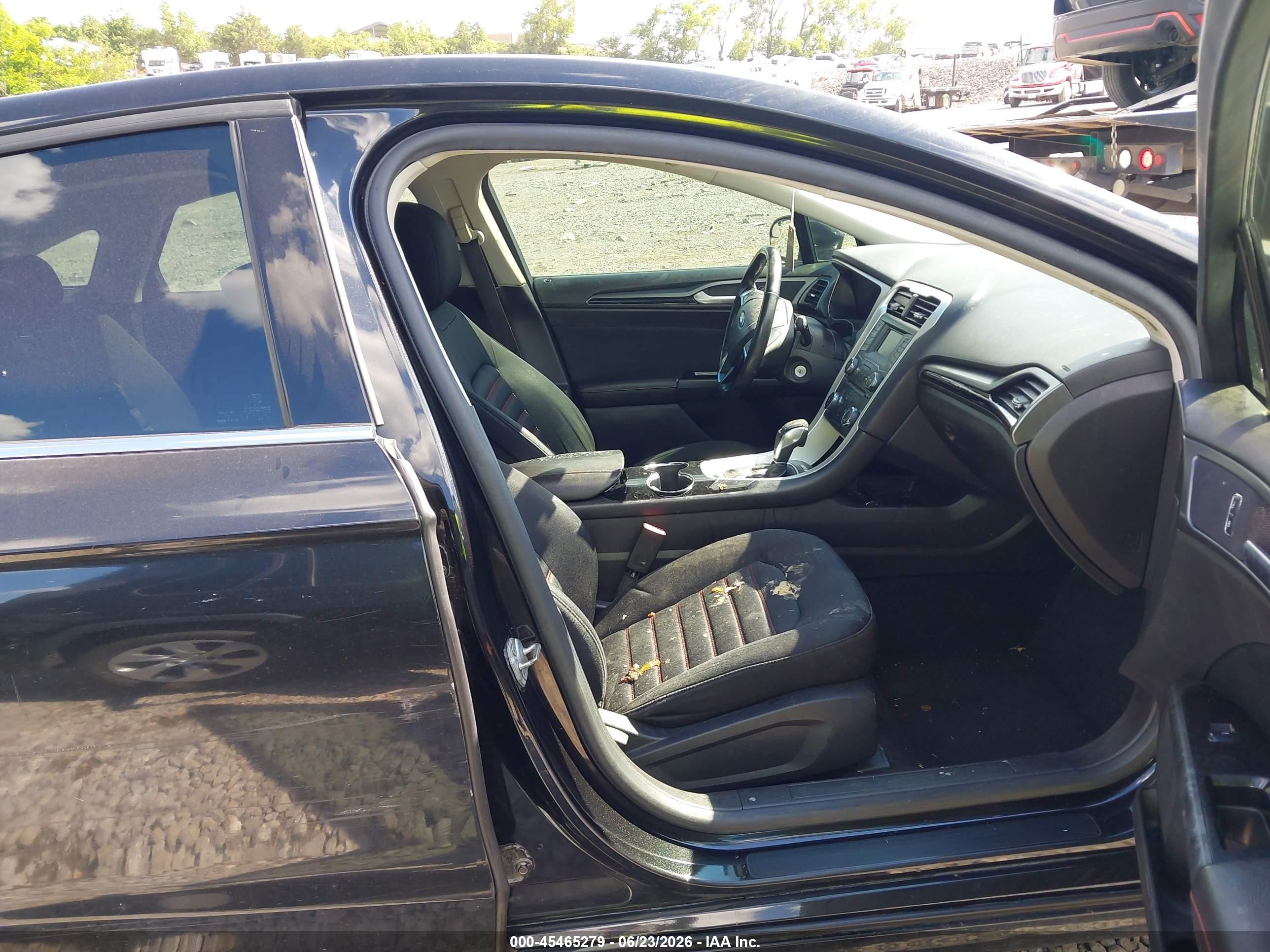 2014 Ford Fusion Se Black vin: 3FA6P0HDXER146027