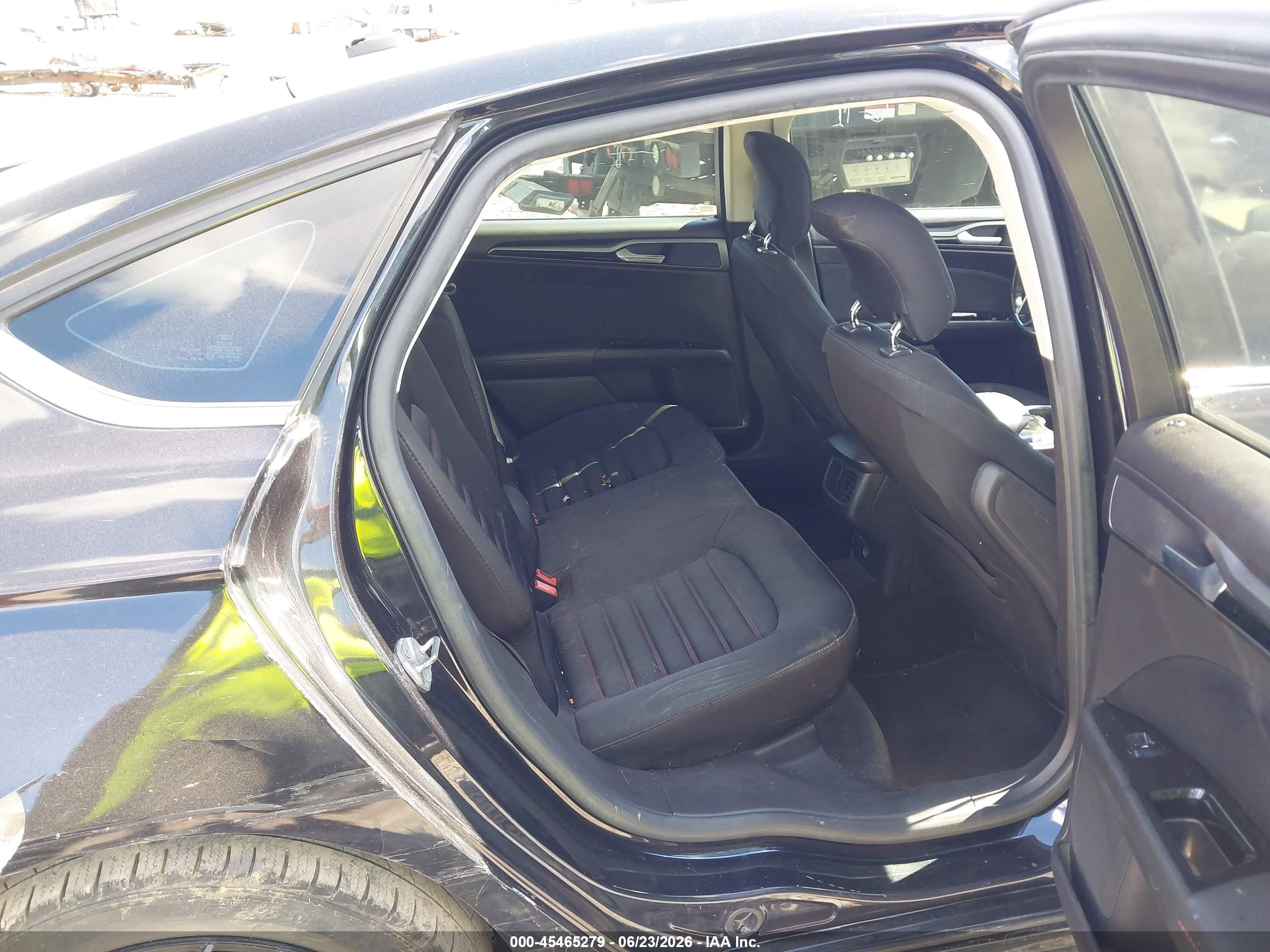 2014 Ford Fusion Se Black vin: 3FA6P0HDXER146027