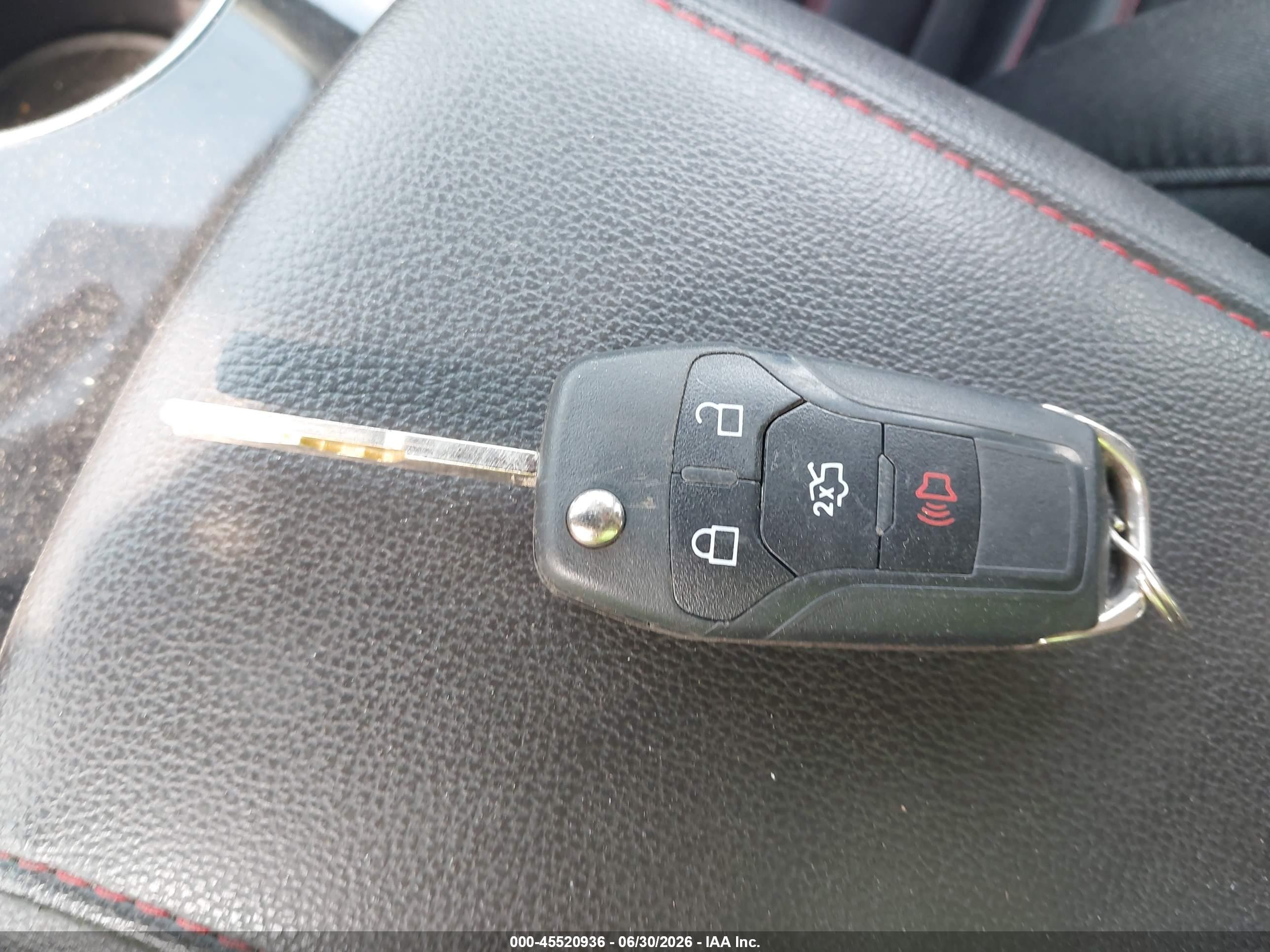 2014 Ford Fusion Se Черный vin: 3FA6P0HDXER166875
