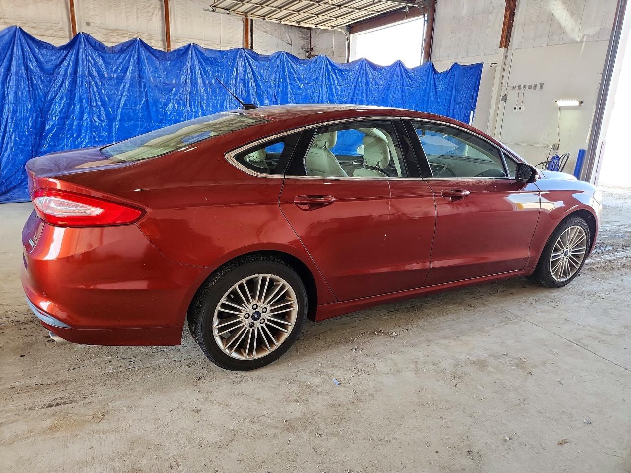 2014 Ford Fusion Se Red vin: 3FA6P0HDXER173518